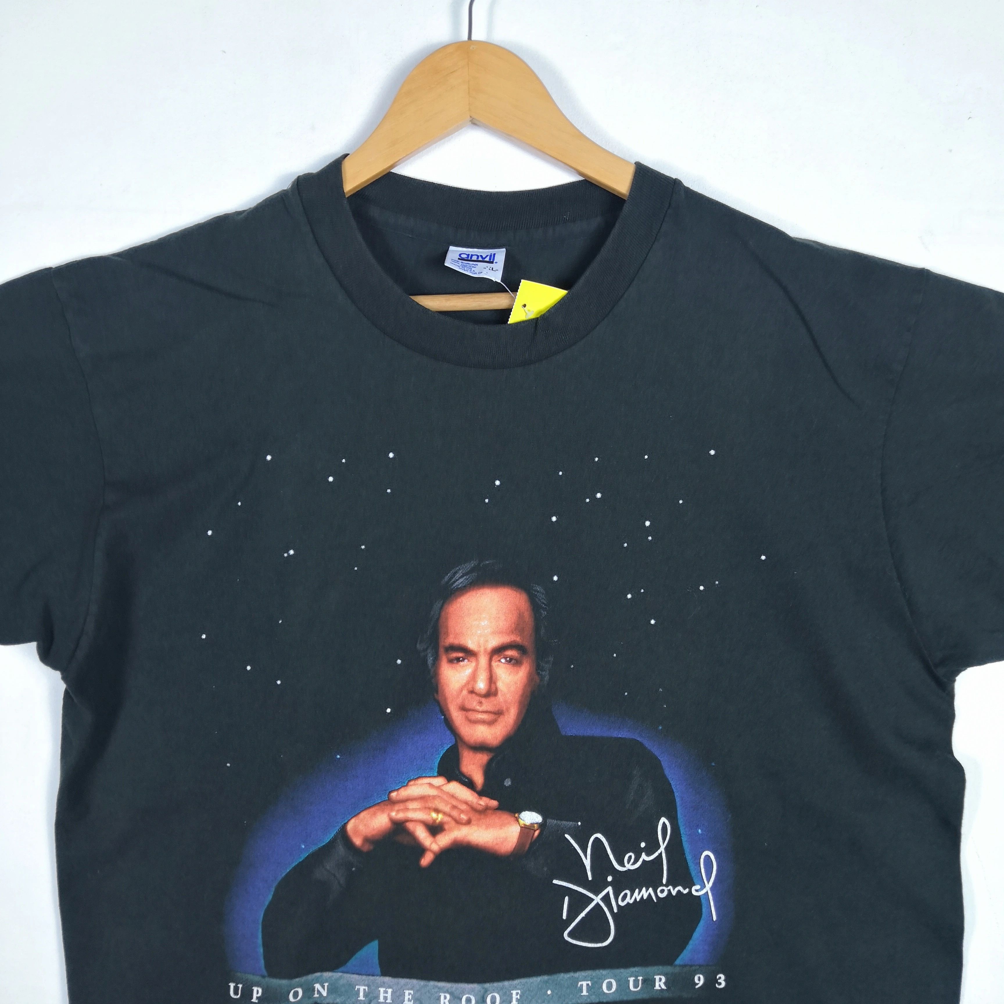 Band Tees Vintage Neil Diamond T Shirt Tour Up on The Roof 56789 Size US L / EU 52-54 / 3 - 3 Thumbnail