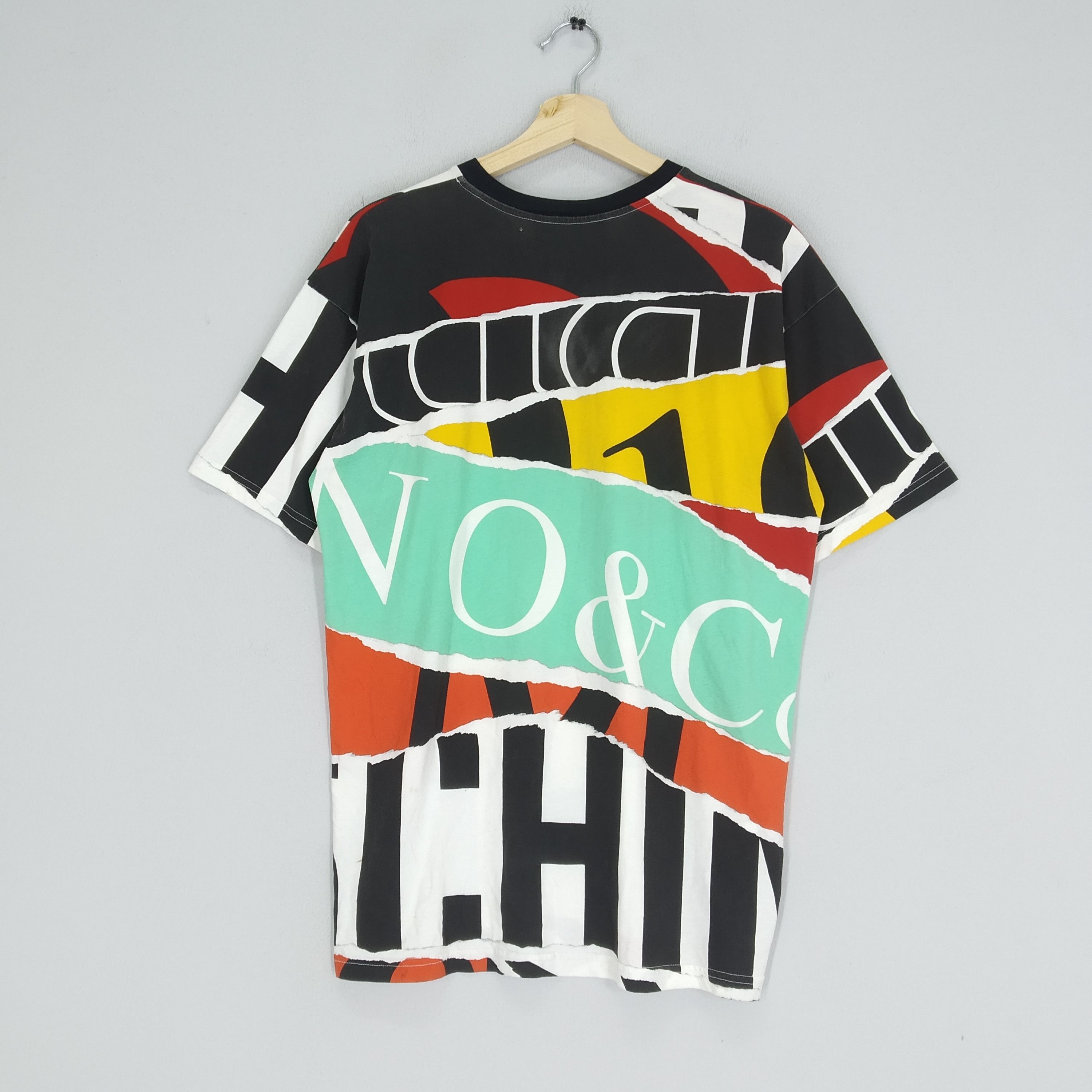 Designer × Moschino Rare!! Moschino Couture Overprinted Style Multicolor T-shirt Size US L / EU 52-54 / 3 - 2 Thumbnail