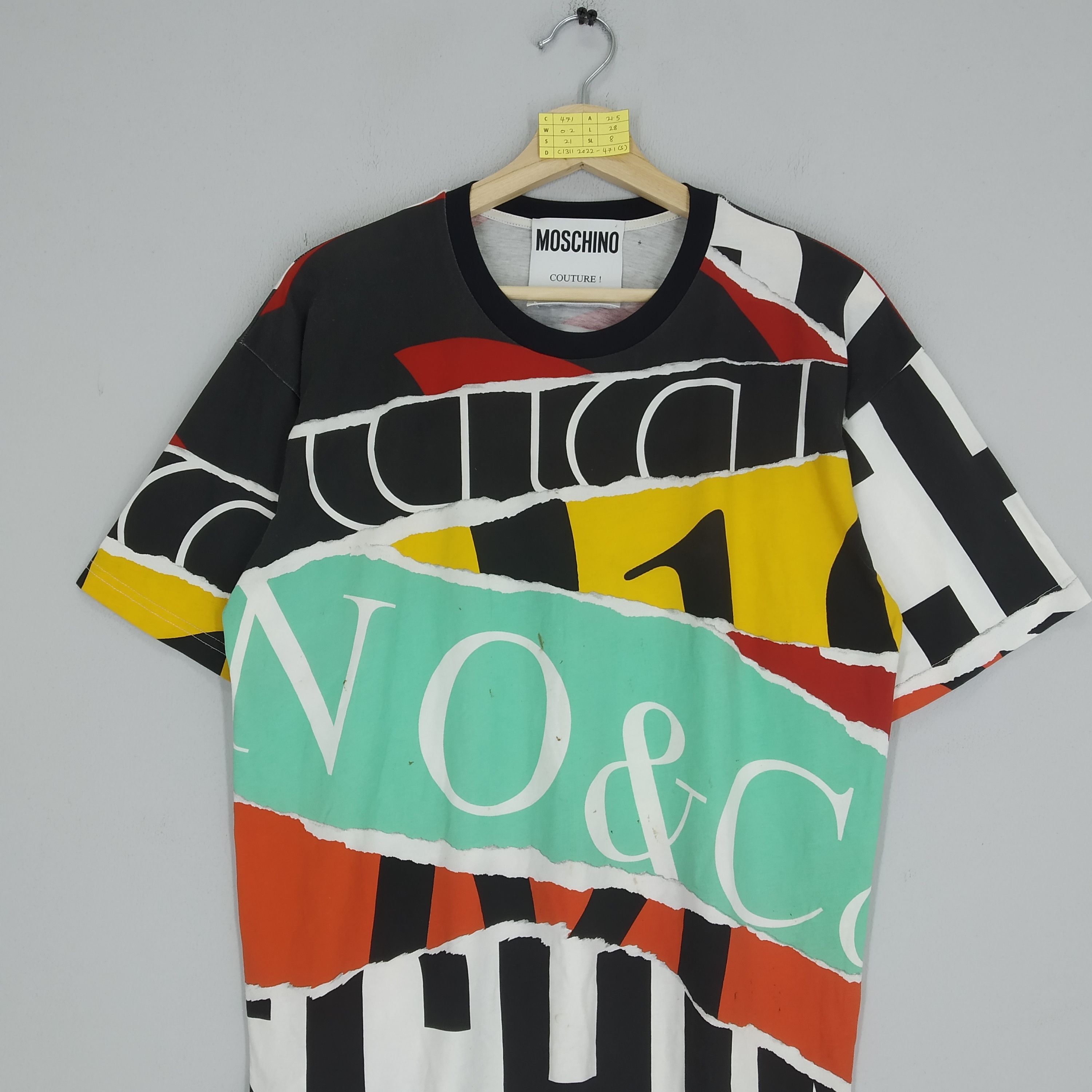 Designer × Moschino Rare!! Moschino Couture Overprinted Style Multicolor T-shirt Size US L / EU 52-54 / 3 - 3 Thumbnail