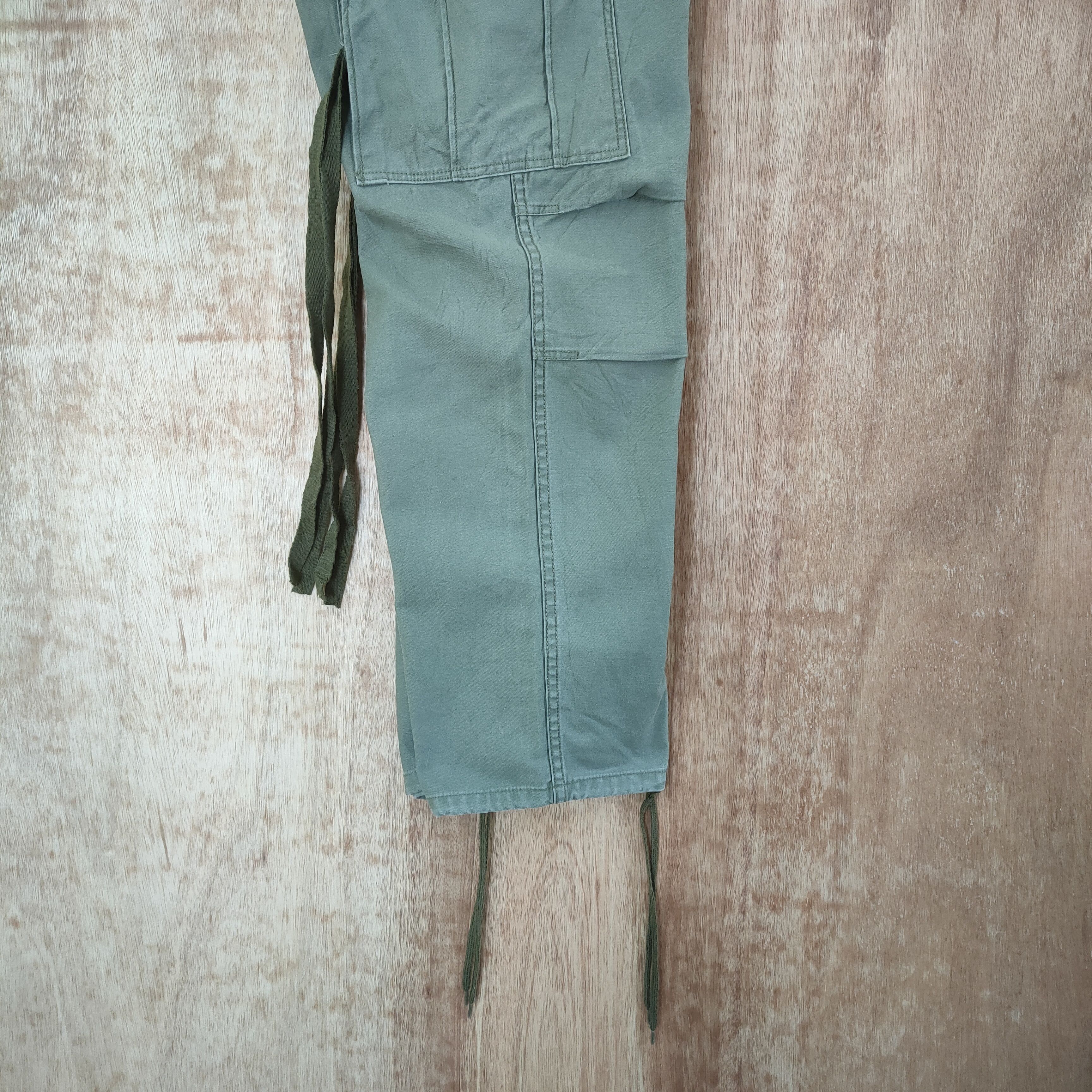 Japanese Brand VINTAGE BAGGY BONDAGE /PARACHUTE CARGO PANTS Size US 34 / EU 50 - 11 Thumbnail