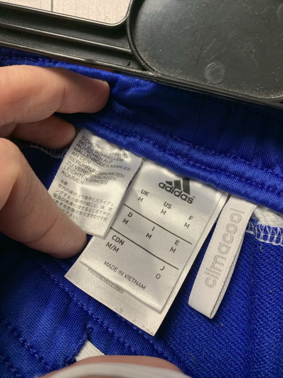Vintage Vintage adidas soccer tracksuit Chelsea climacool size M Size US M / EU 48-50 / 2 - 4 Thumbnail