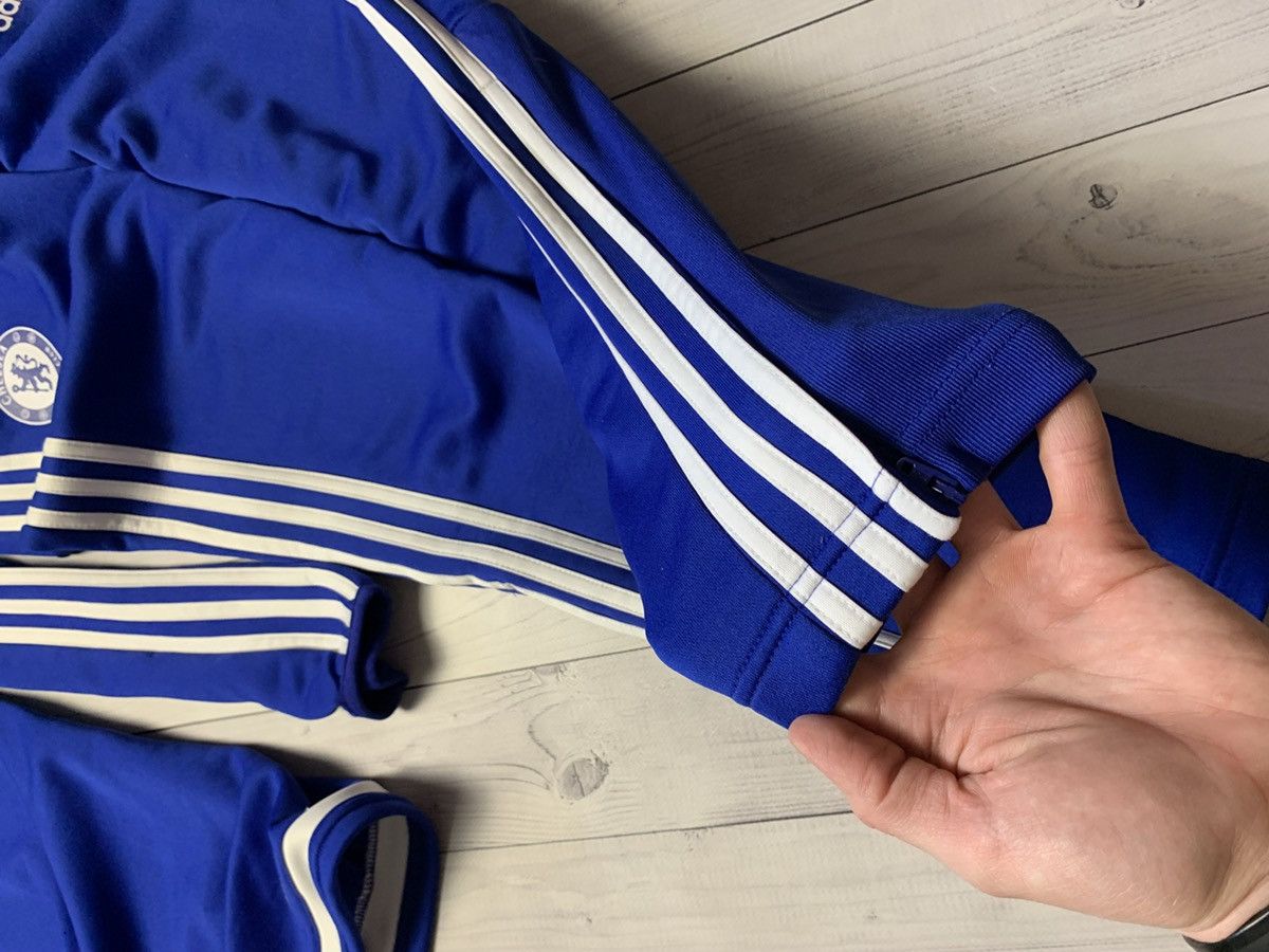 Vintage Vintage adidas soccer tracksuit Chelsea climacool size M Size US M / EU 48-50 / 2 - 9 Thumbnail