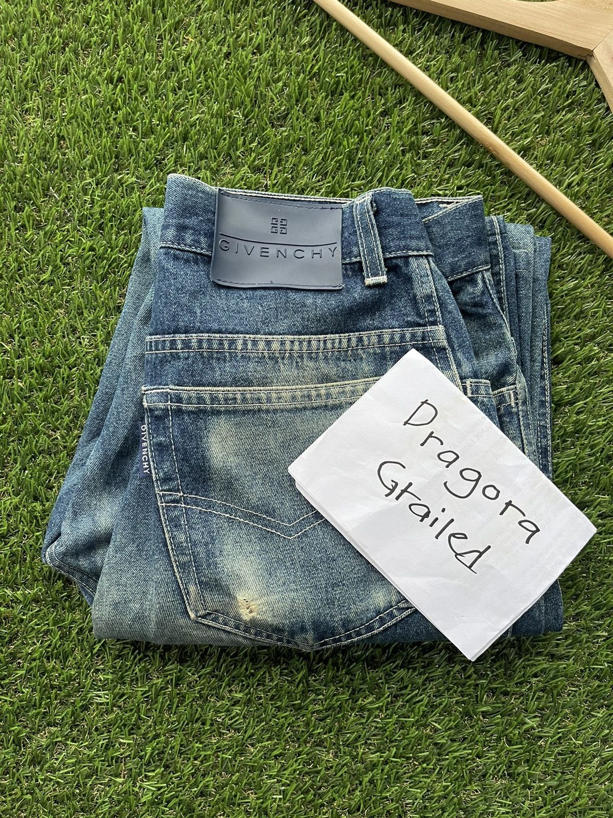 Givenchy Givenchy Faded Denim Jeans Made In Italy Size US 30 / EU 46 - 10 Thumbnail