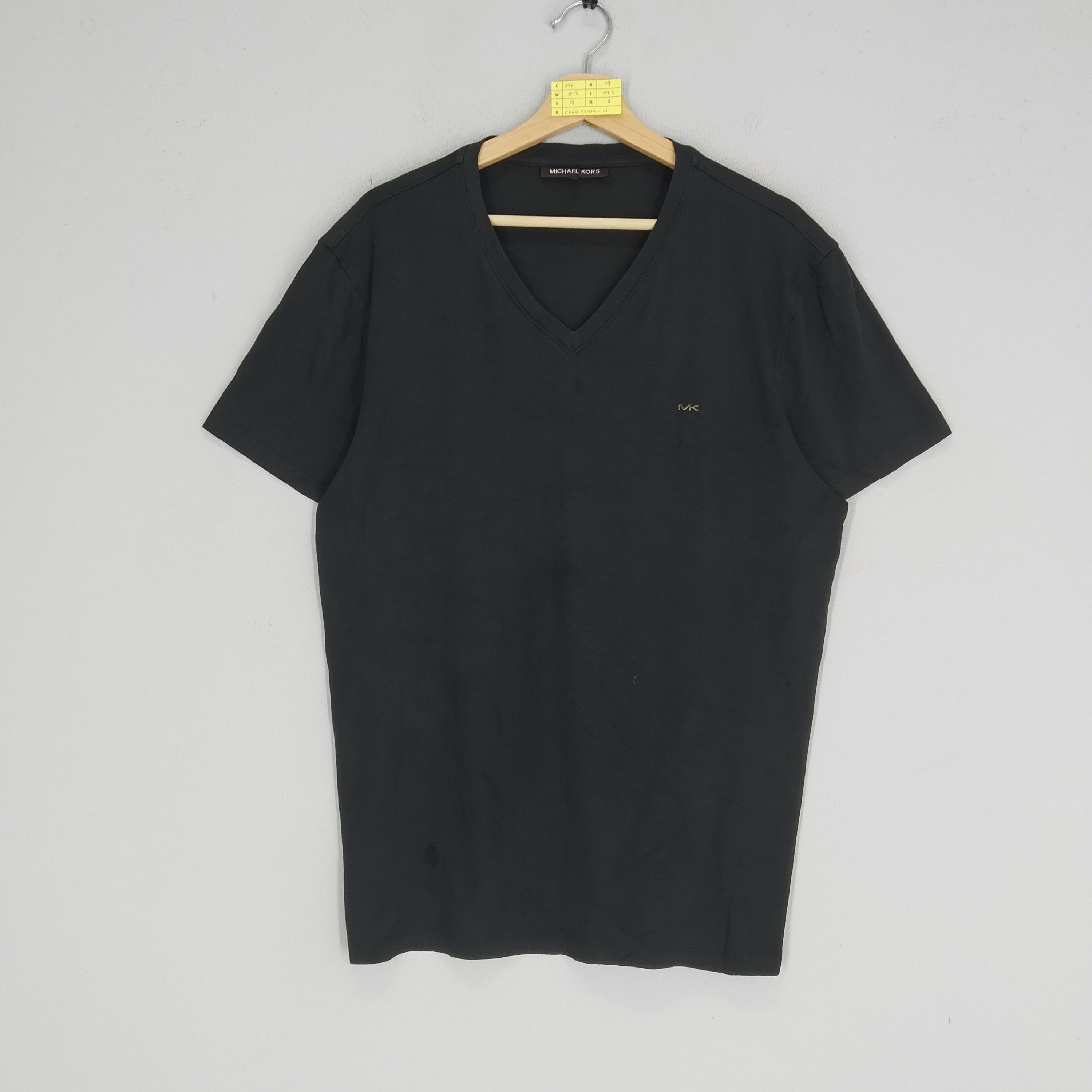 Michael Kors Rare!! Michael Kors Black Relaxing Plain T-shirt Size US XL / EU 56 / 4 - 1 Thumbnail