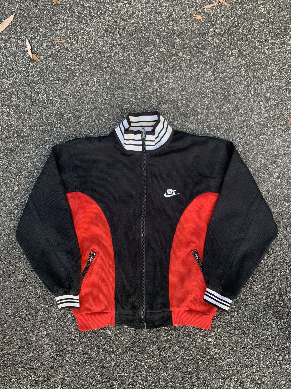 Nike 👹Vintage Nike Small Swoosh Embroidery Logo Bomber Jacket Size US M / EU 48-50 / 2 - 2 Thumbnail