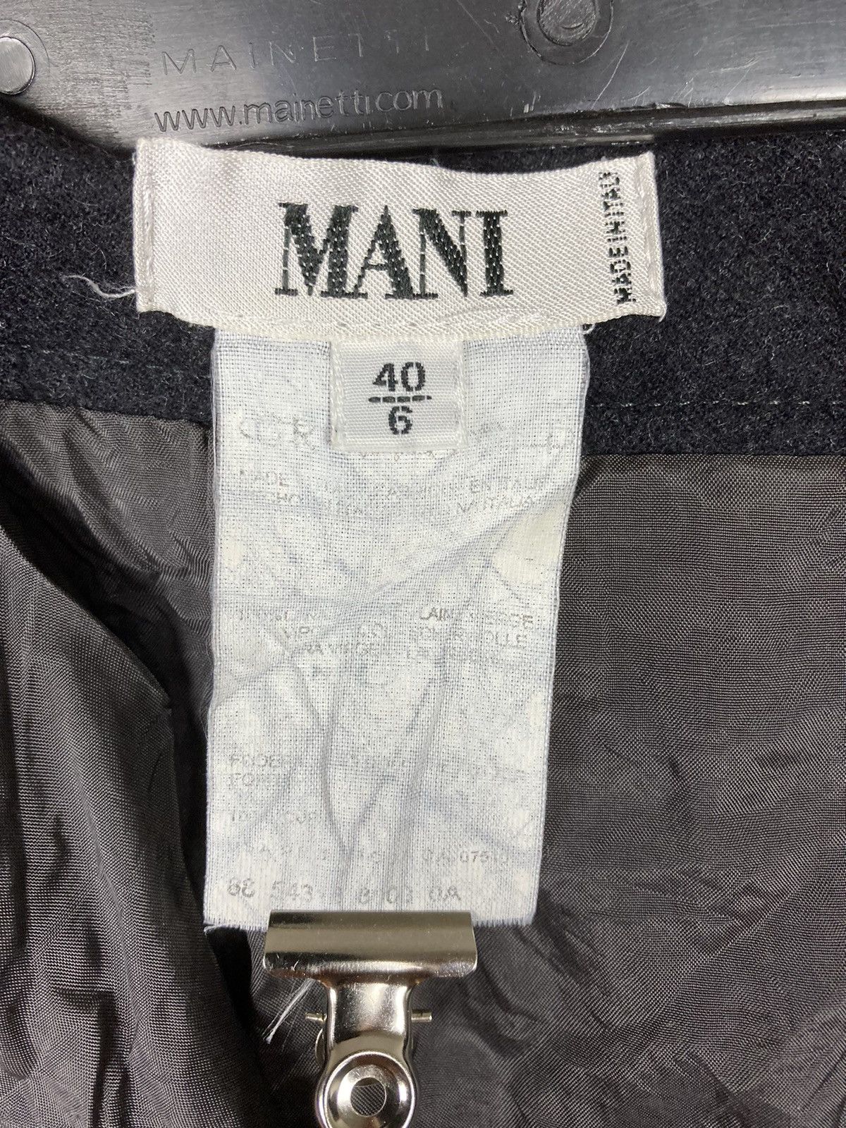 Designer MANI SKIRT MADE IN ITALY Size 24" / US 00 / IT 34 - 5 Thumbnail