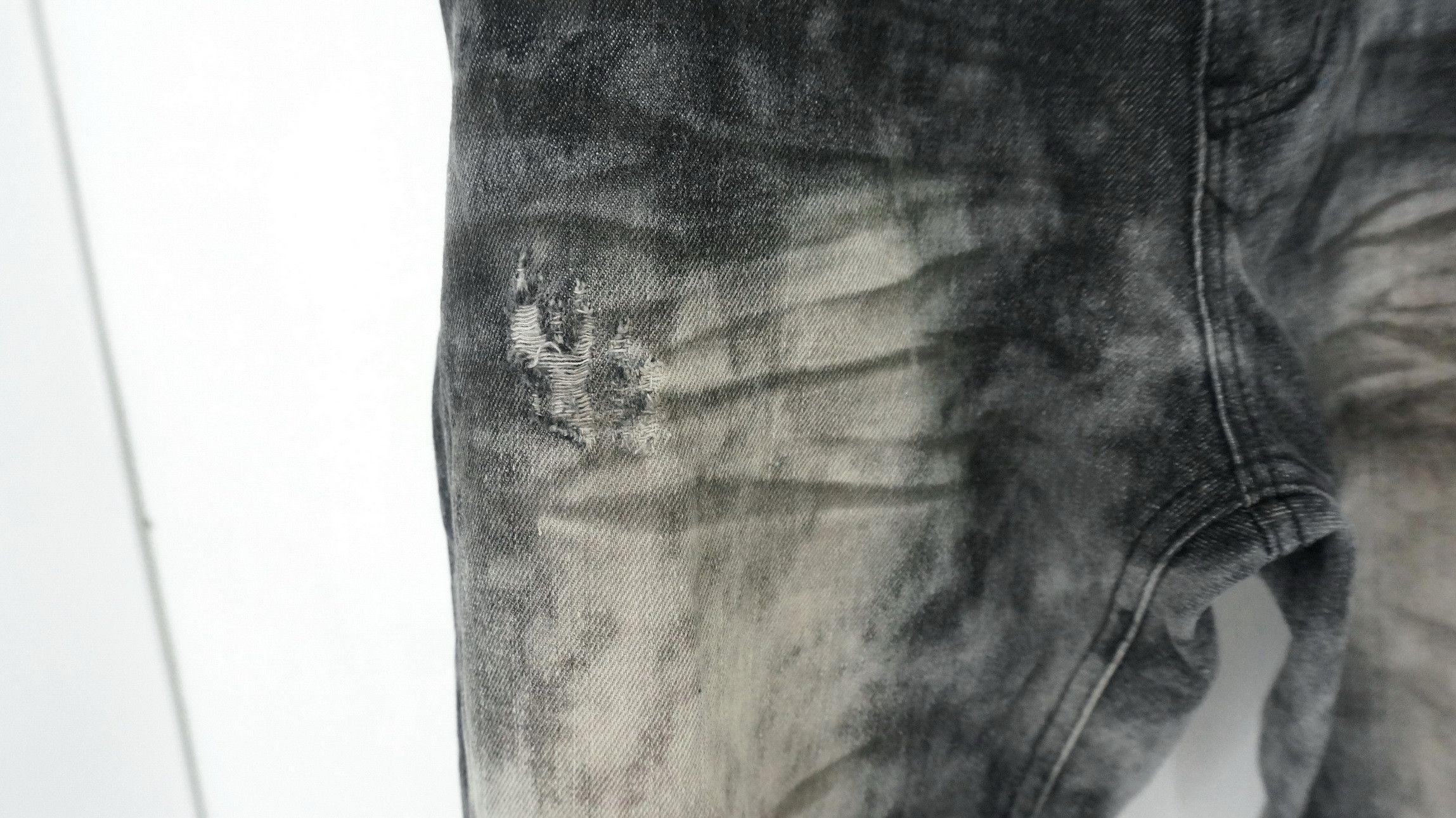 Japanese Brand Vintage IN THE ATTIC Smoke Distressed Slim Jeans - Size US 30 / EU 46 - 8 Thumbnail