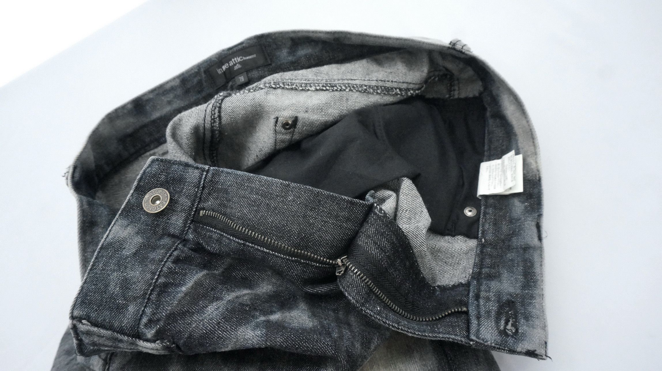 Japanese Brand Vintage IN THE ATTIC Smoke Distressed Slim Jeans - Size US 30 / EU 46 - 20 Thumbnail