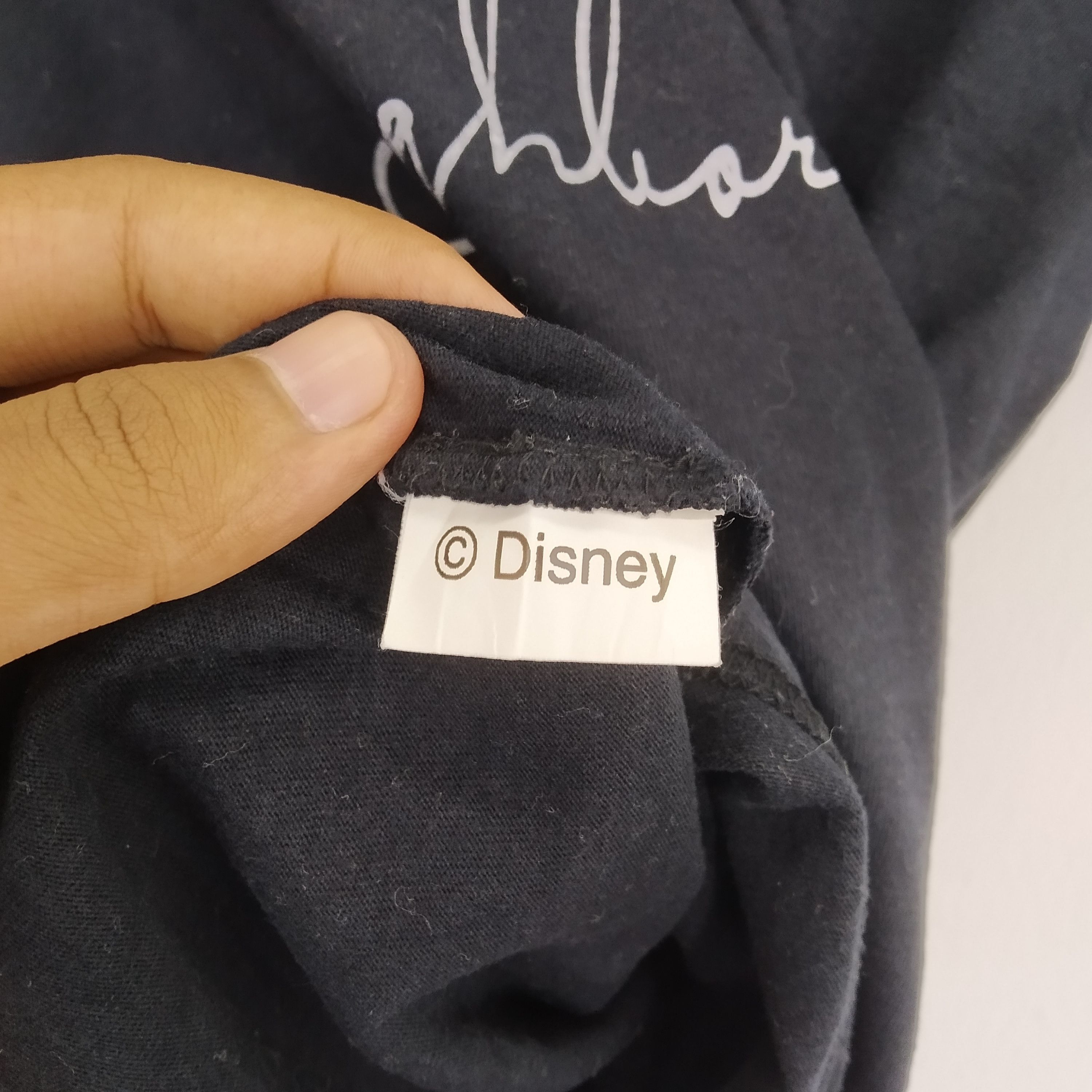 Disney Vintage Neighborhood Japan X Disney Cartoon Mickey Backprint Size US M / EU 48-50 / 2 - 11 Thumbnail