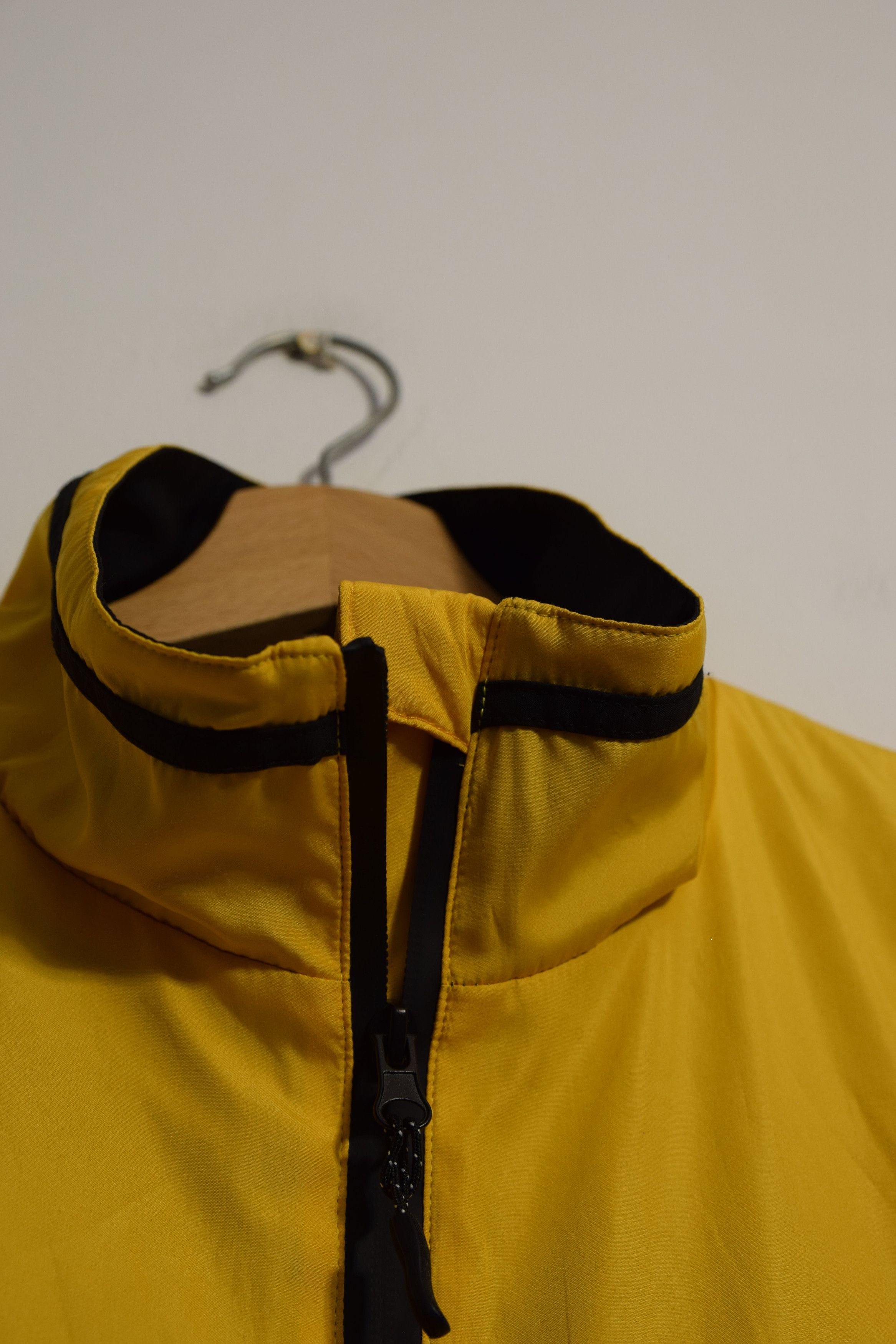 Formula 1 × Vintage Windstopper Grand Prix Macau Formula 1 F1 Vest L Size US L / EU 52-54 / 3 - 3 Thumbnail