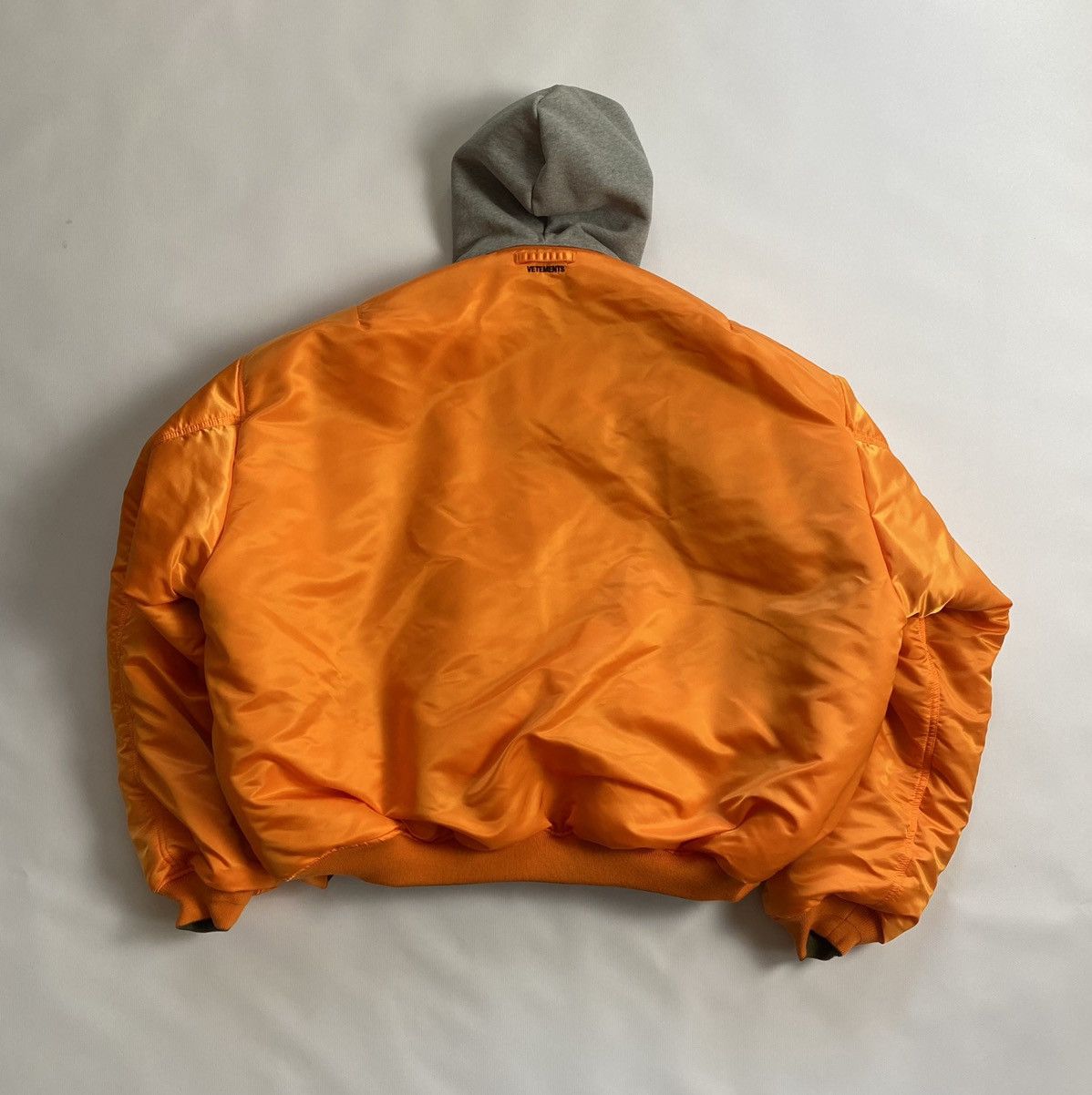 Alpha Industries × Vetements Vetements Oversize MA-1 Reversible Bomber Jacket Size US XS / EU 42 / 0 - 5 Thumbnail