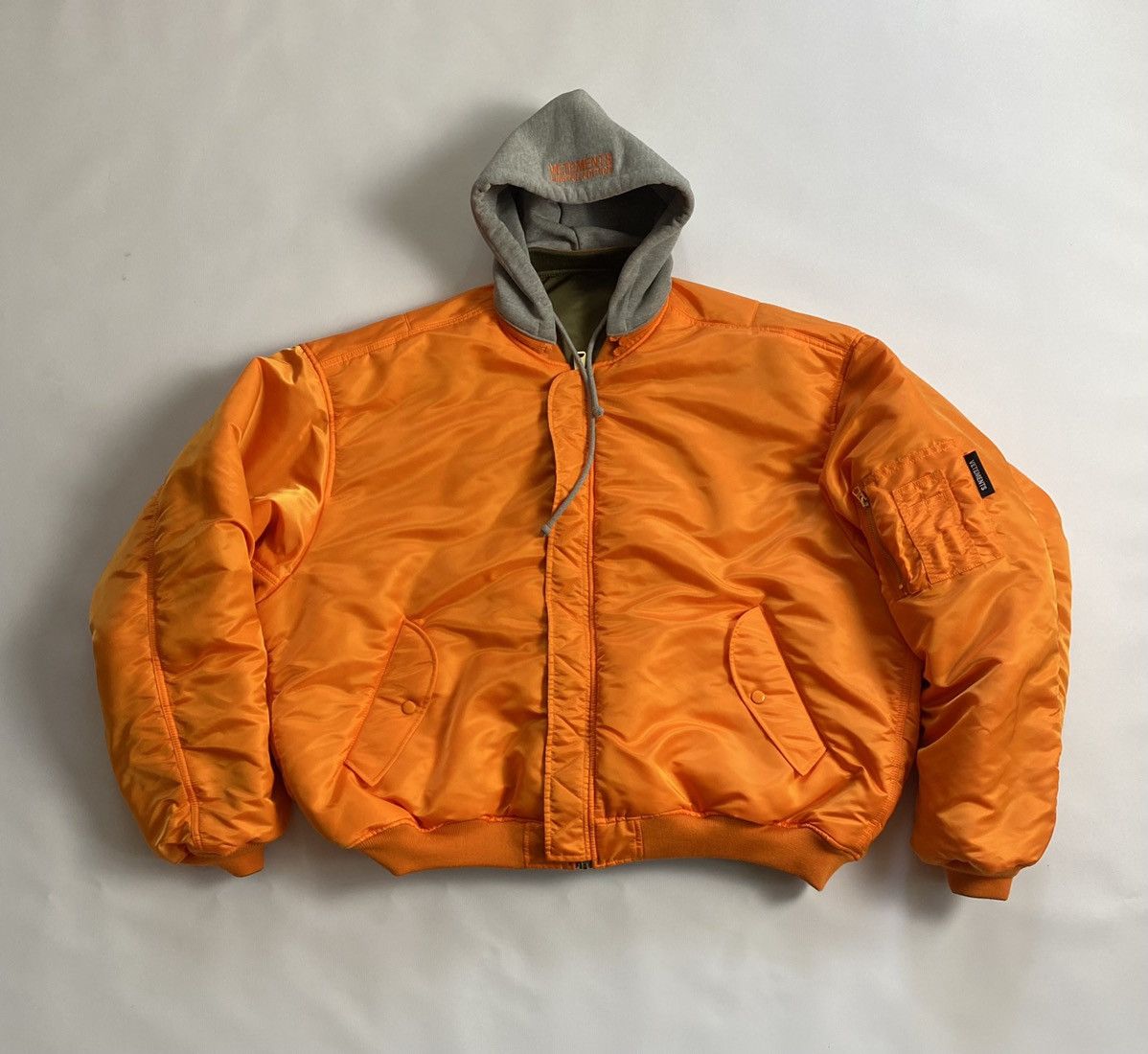 Alpha Industries × Vetements Vetements Oversize MA-1 Reversible Bomber Jacket Size US XS / EU 42 / 0 - 4 Thumbnail