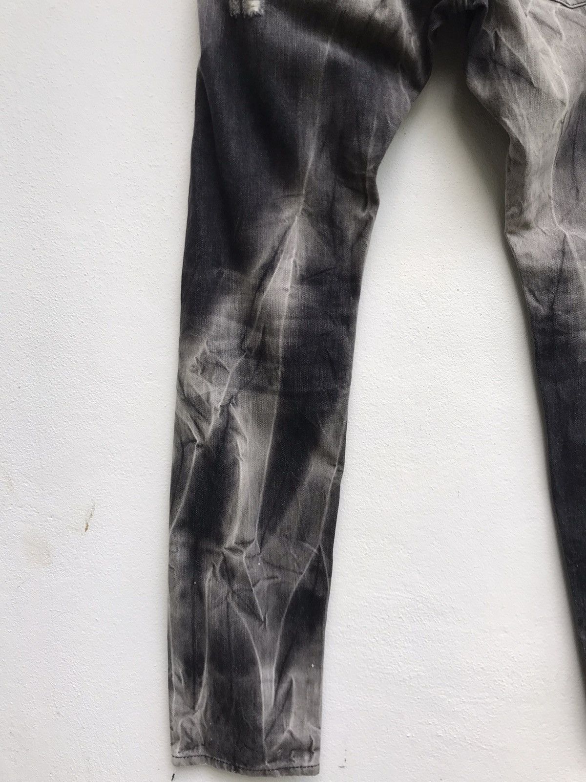 Dsquared2 Made in Italy Distressed Denim Paint Splatter Selvedge Size US 37 - 12 Thumbnail