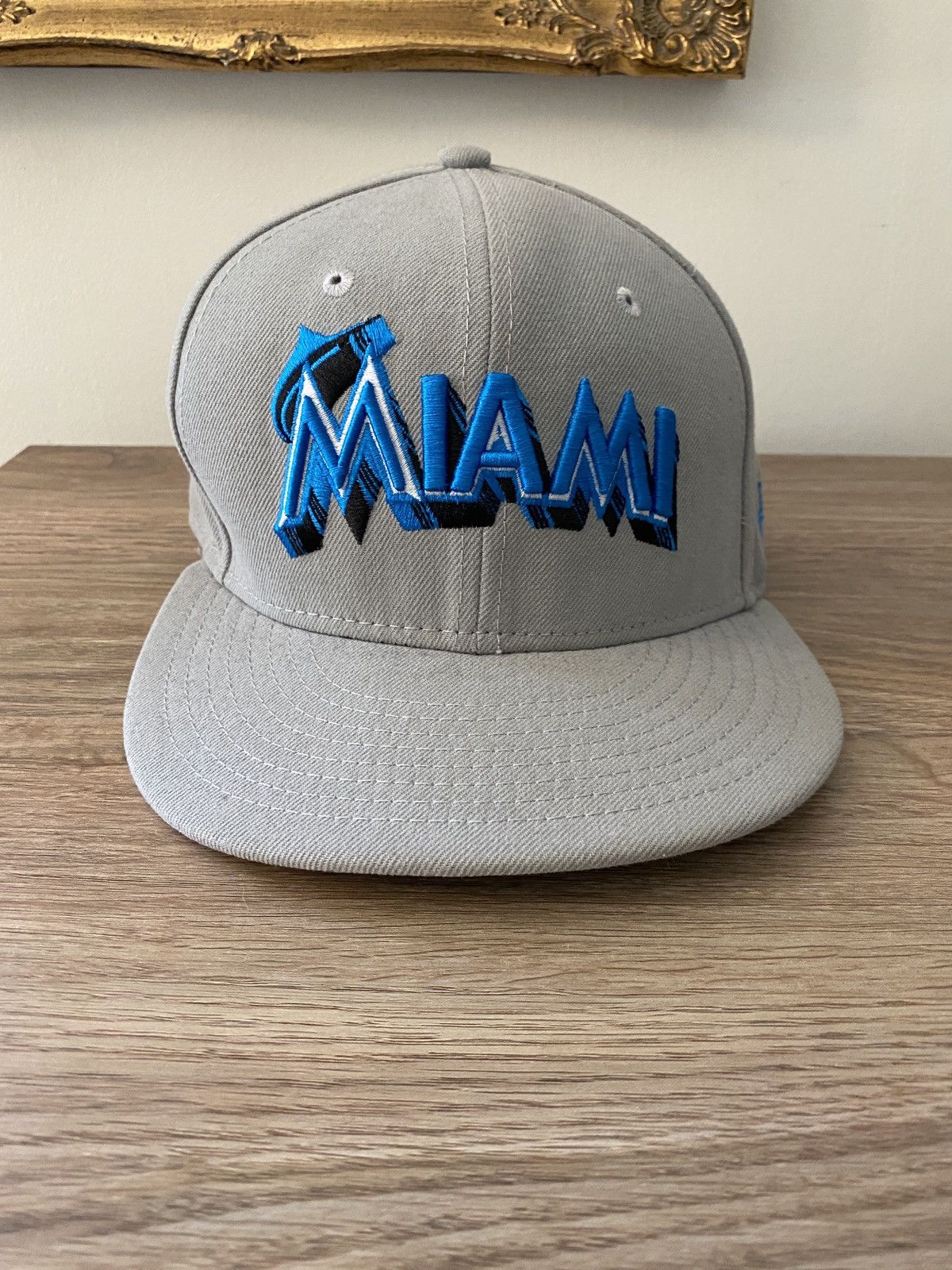 New Era 2010’s Miami Marlins New Era Fitted Cap Hat 7 1/8 Size ONE SIZE - 1 Thumbnail