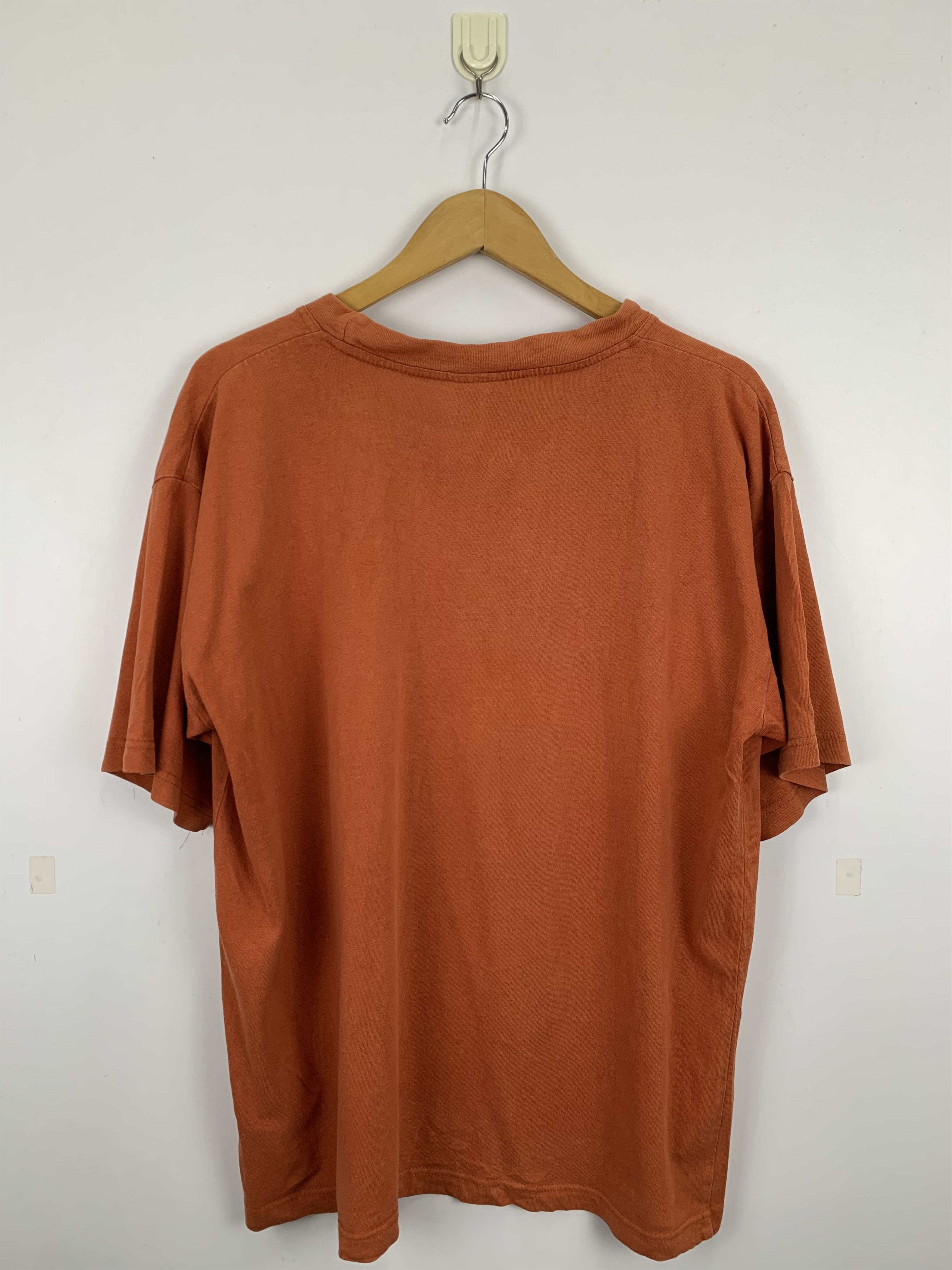Vintage Vintage 90s Brisbane Australia Emnroidery Logo Tee TA0276 Size US L / EU 52-54 / 3 - 3 Thumbnail