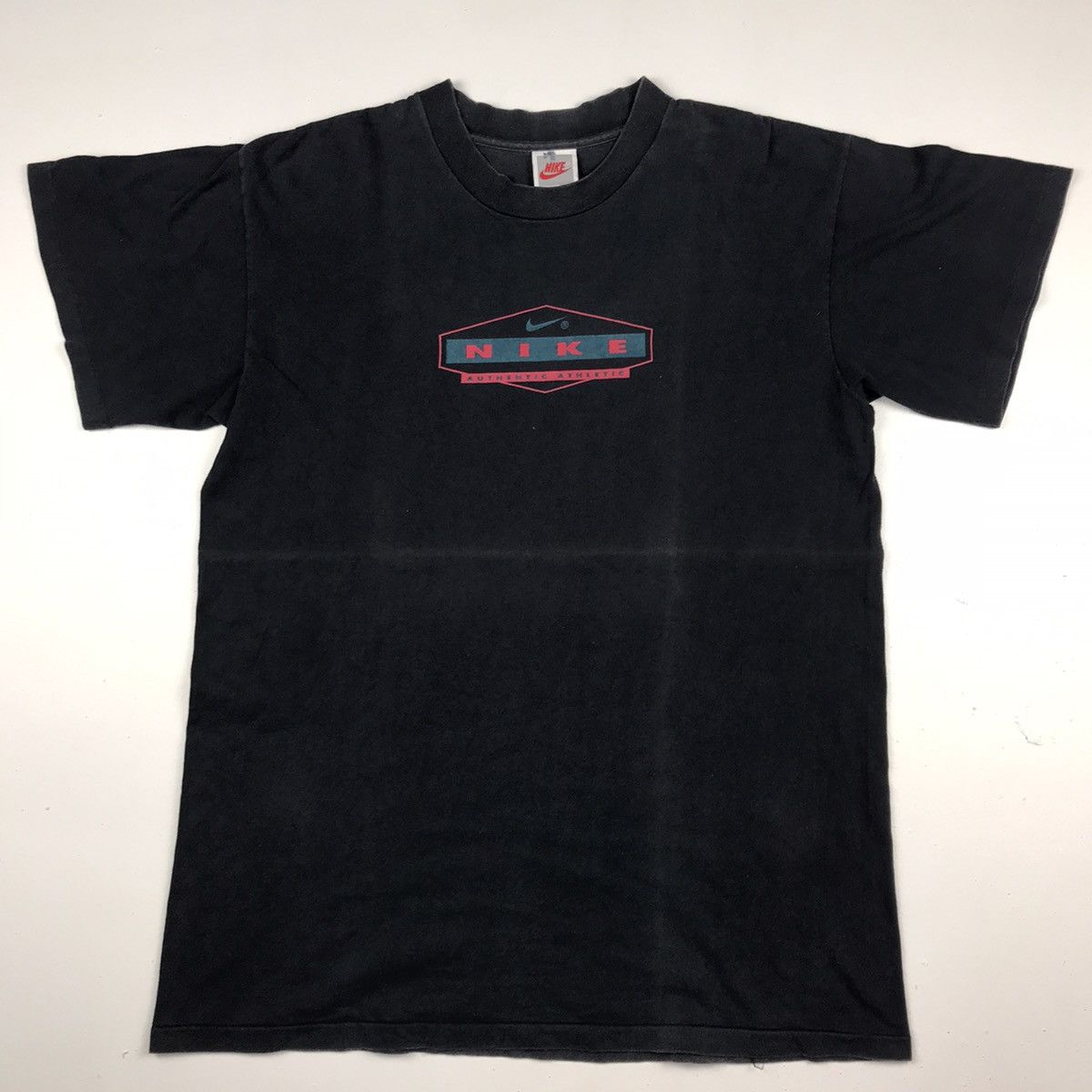 Nike × Vintage Vintage 90s nike t-shirt Size US L / EU 52-54 / 3 - 6 Thumbnail