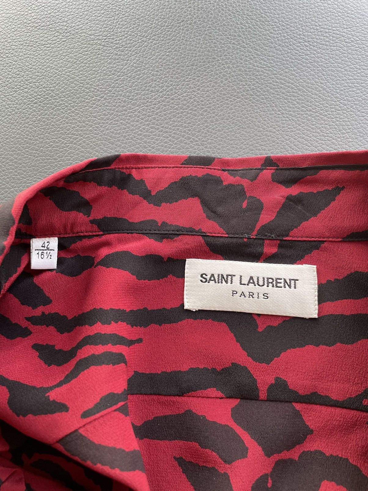 Hedi Slimane × Saint Laurent Paris × Yves Saint Laurent Brand New Super Runway 100% Silk Tiger Zebra Print Shirt Size US XL / EU 56 / 4 - 4 Thumbnail