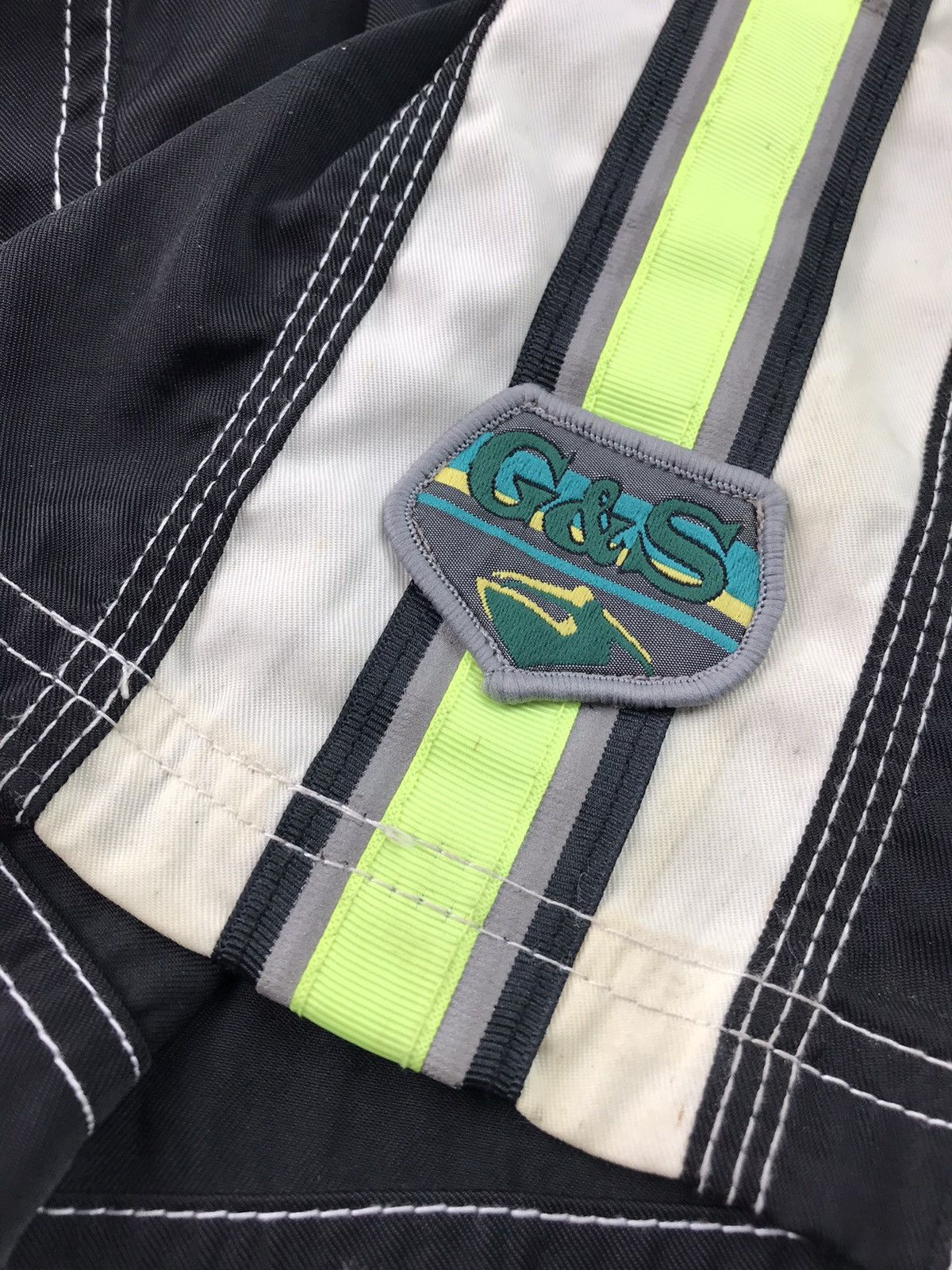 Other 🔥VINTAGE G&S GORDON & SMITH SURF Size US 33 - 11 Thumbnail