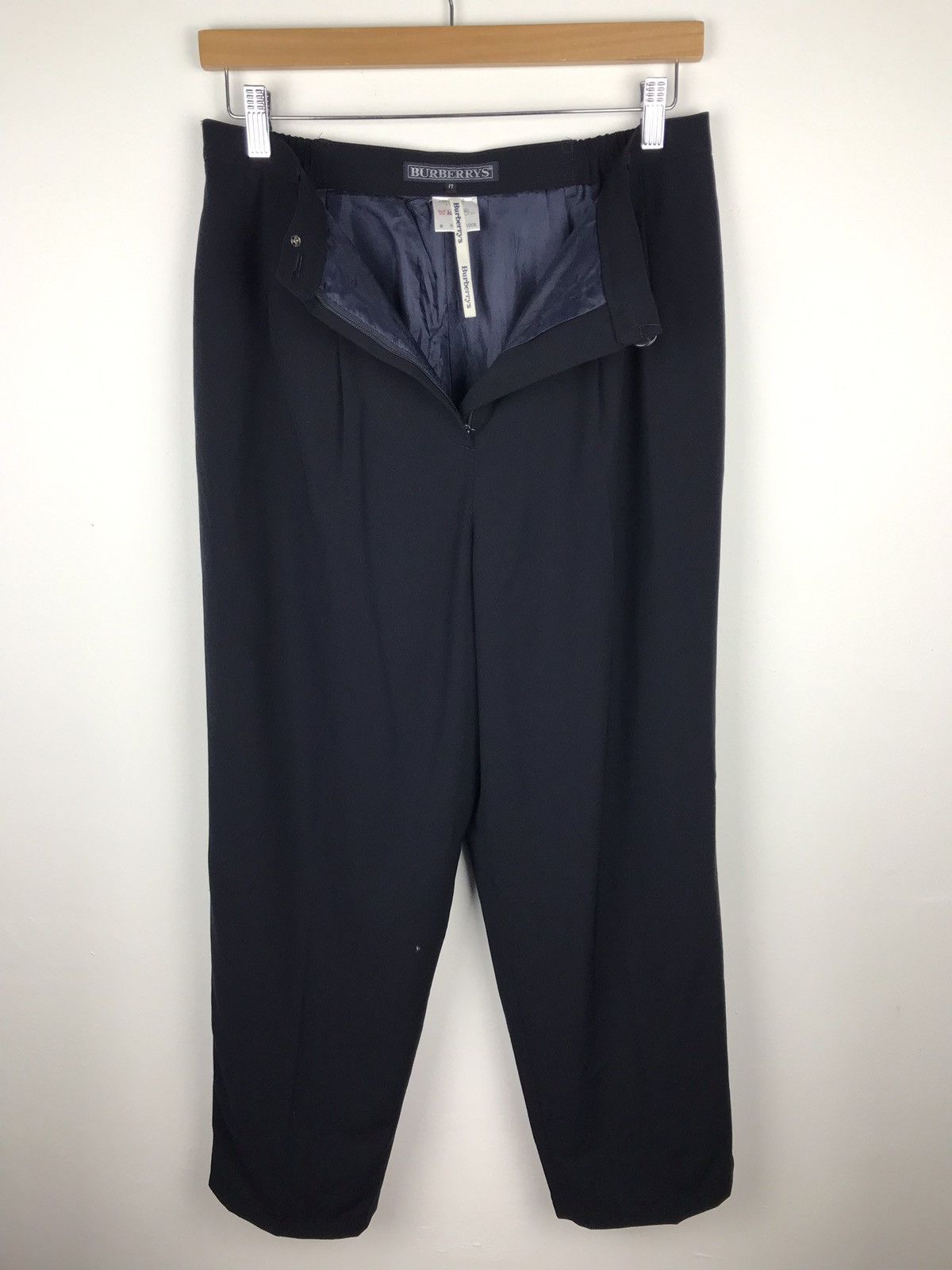 Burberry 3pcs vintage burberrys pants bulk deal Size US 32 / EU 48 - 12 Thumbnail