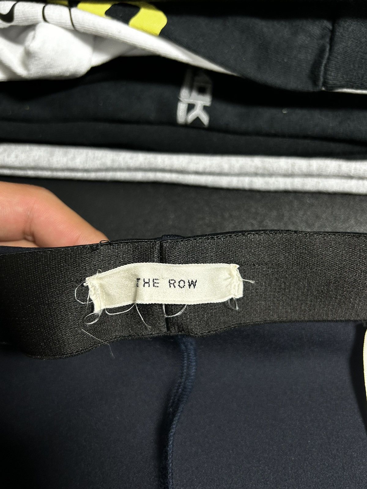 Designer THE ROW NYLON FLARED PANTS Size 30" / US 8 / IT 44 - 6 Thumbnail