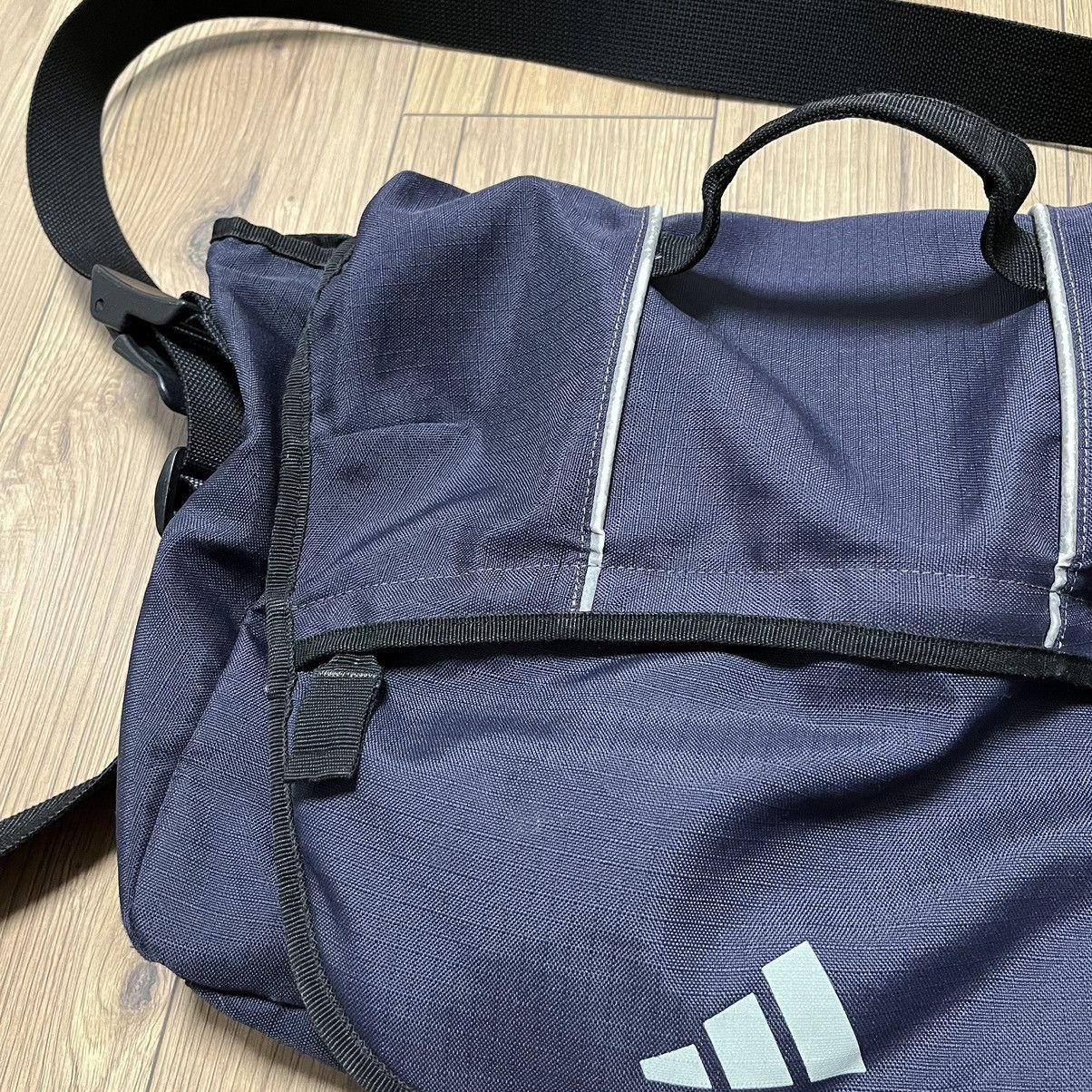 Adidas Adidas Vintage Y2k Gorpcore Very Big Bag Size ONE SIZE - 2 Thumbnail