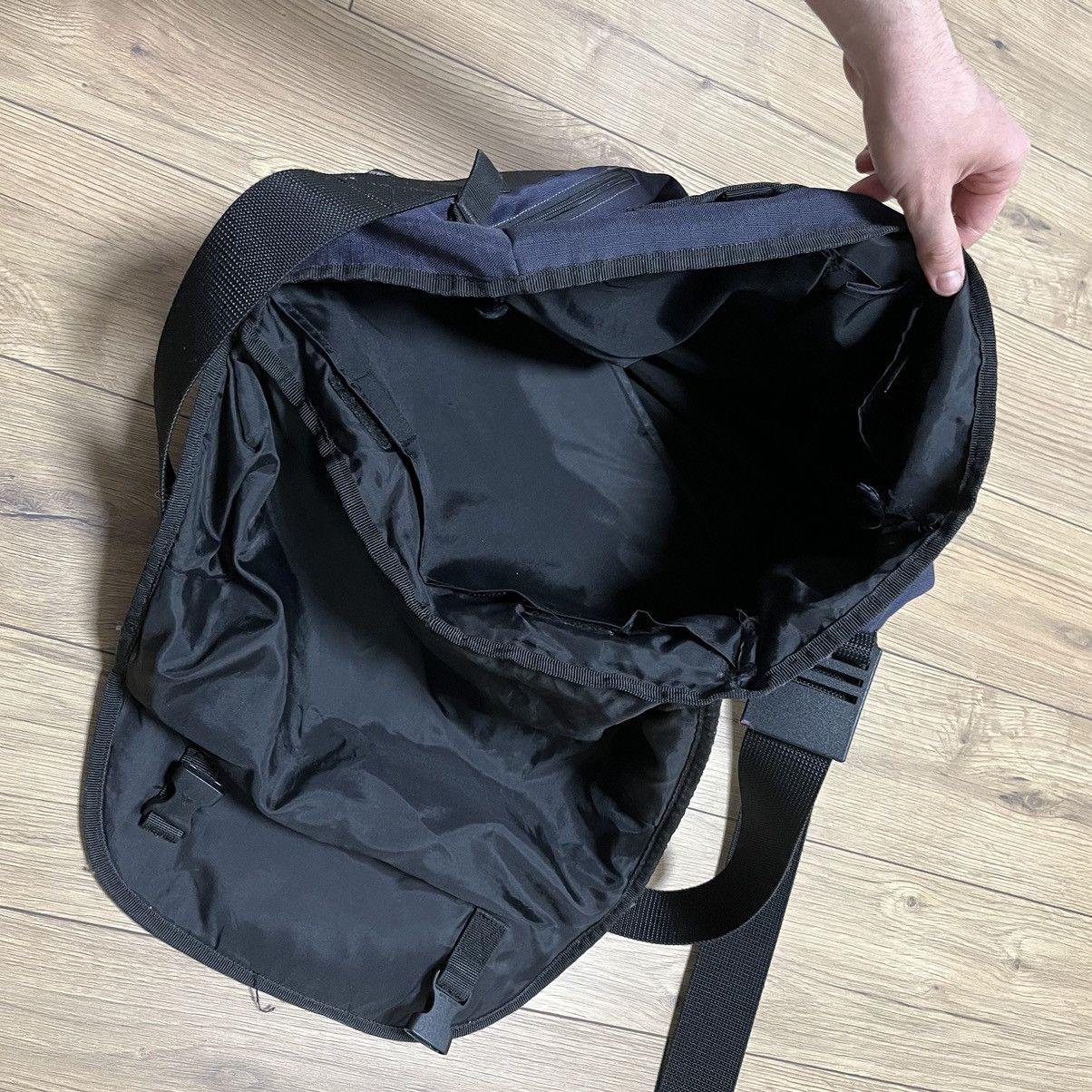 Adidas Adidas Vintage Y2k Gorpcore Very Big Bag Size ONE SIZE - 16 Thumbnail