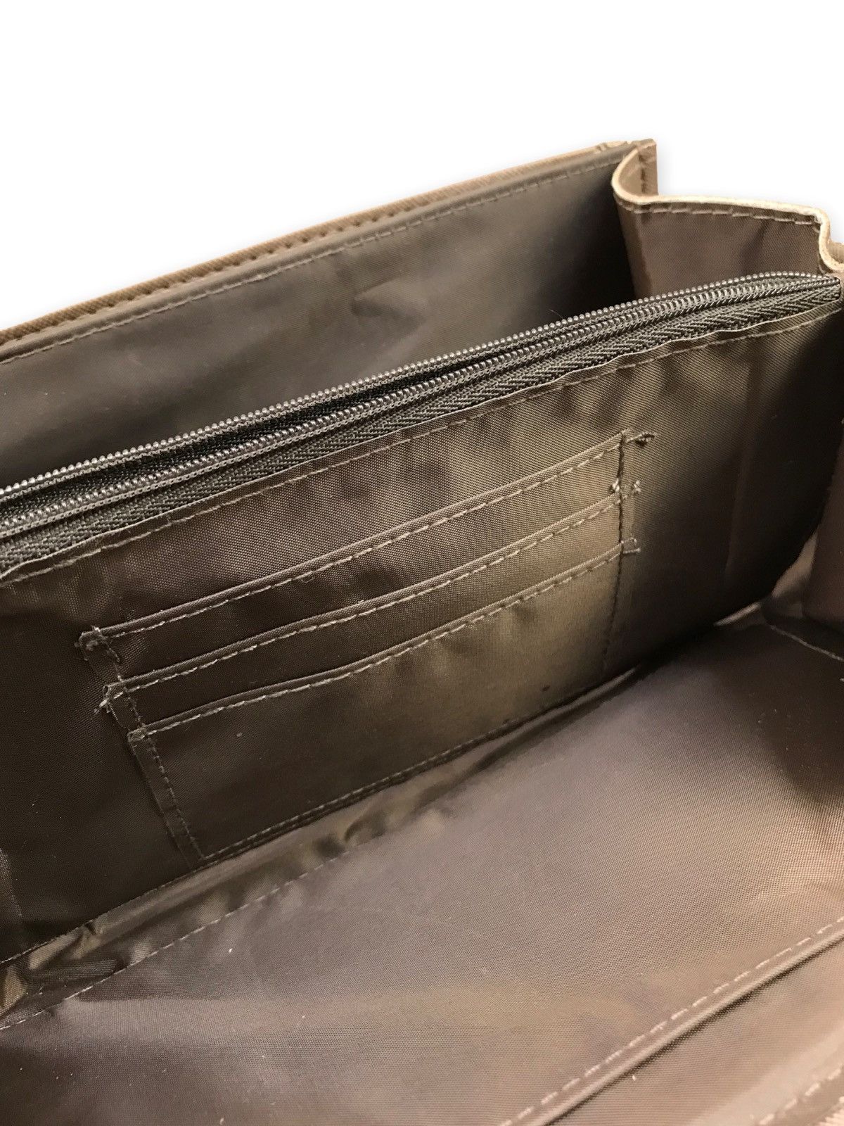 CABANE de ZUCCa × Issey Miyake × Japanese Brand 🔥TYPE ZU-71 CZ-72 by CABANE de ZUCCA Shoulder Bag Size ONE SIZE - 11 Thumbnail