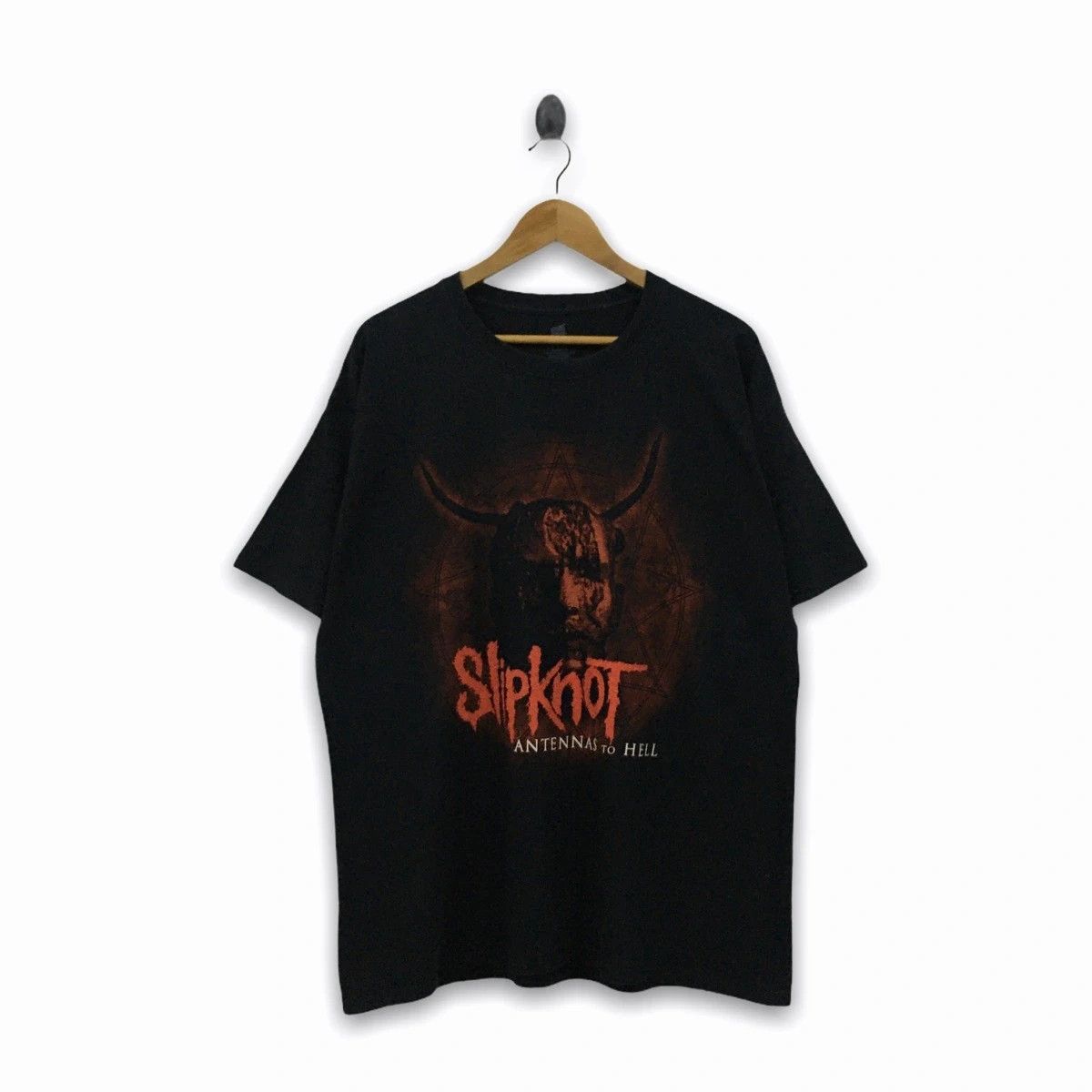 Bravado Maglietta Uomo Slipknot – Antennas To Hell – T-Shirt In Cotone Organico, Manica Corta, Colore Nero, Taglia Small