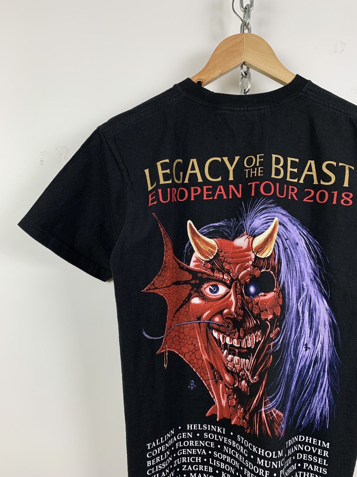 Band Tees 2018 Iron Maiden European Legacy Of The Beast Tour Size US S / EU 44-46 / 1 - 6 Thumbnail