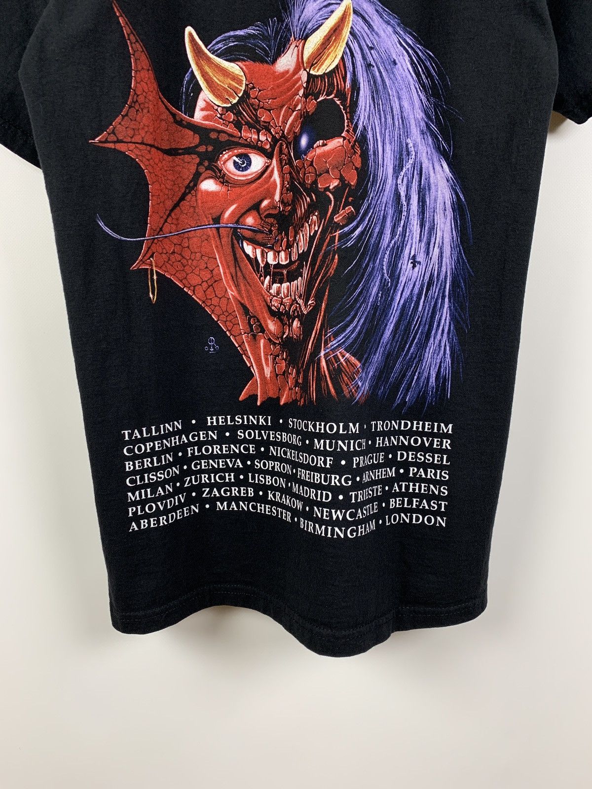 Band Tees 2018 Iron Maiden European Legacy Of The Beast Tour Size US S / EU 44-46 / 1 - 14 Thumbnail