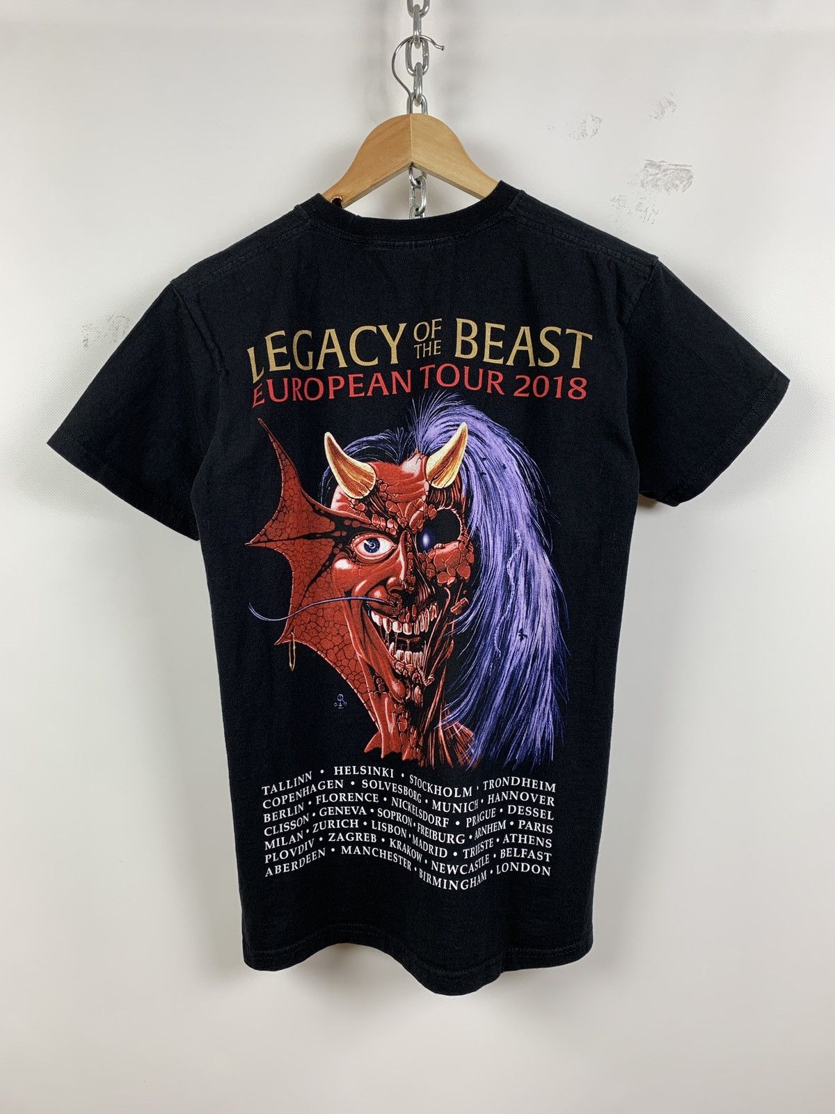 Band Tees 2018 Iron Maiden European Legacy Of The Beast Tour Size US S / EU 44-46 / 1 - 3 Thumbnail