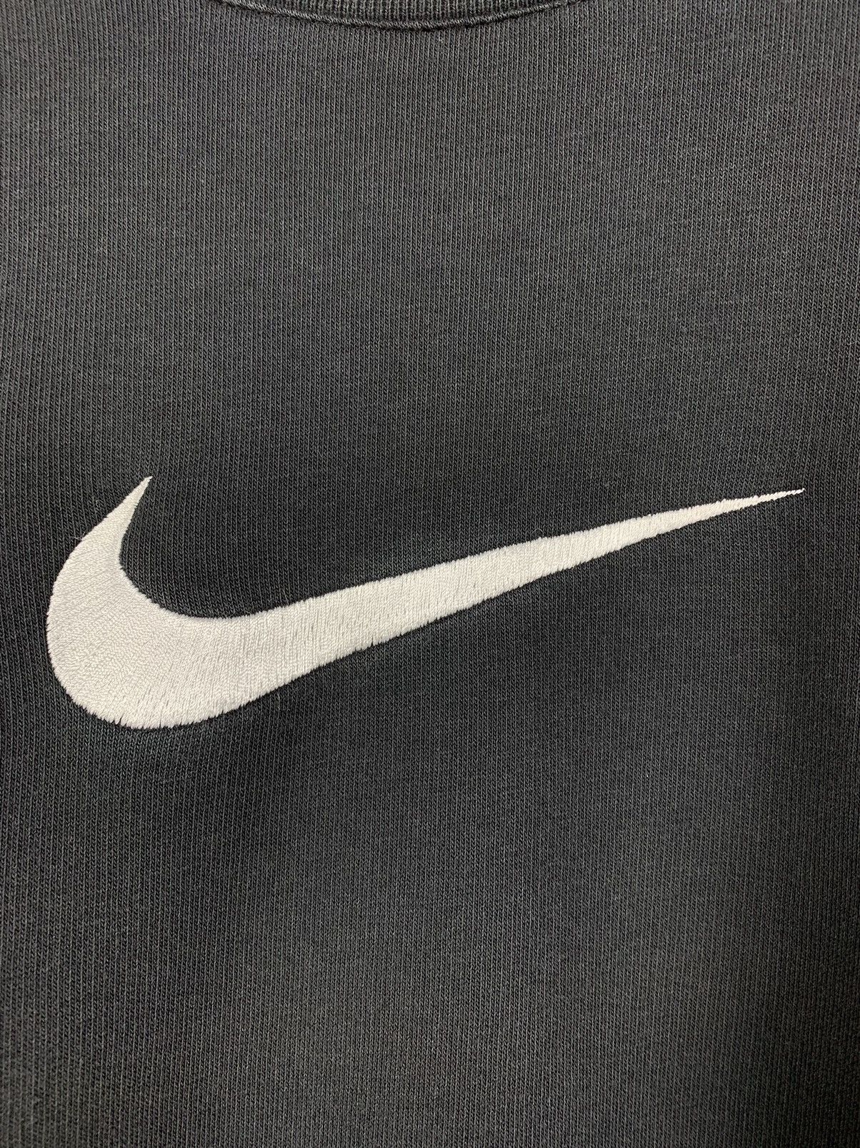 Nike Vintage Nike Big Logo Center Embroidered Swoosh Sweatshirt Size US S / EU 44-46 / 1 - 8 Thumbnail