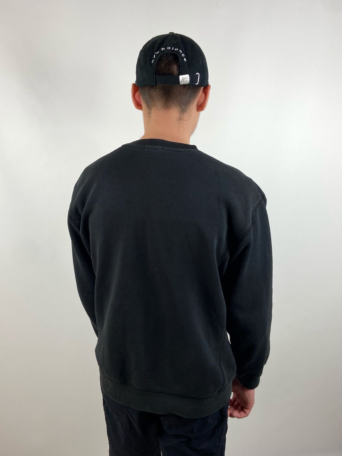 Nike Vintage Nike Big Logo Center Embroidered Swoosh Sweatshirt Size US S / EU 44-46 / 1 - 3 Thumbnail