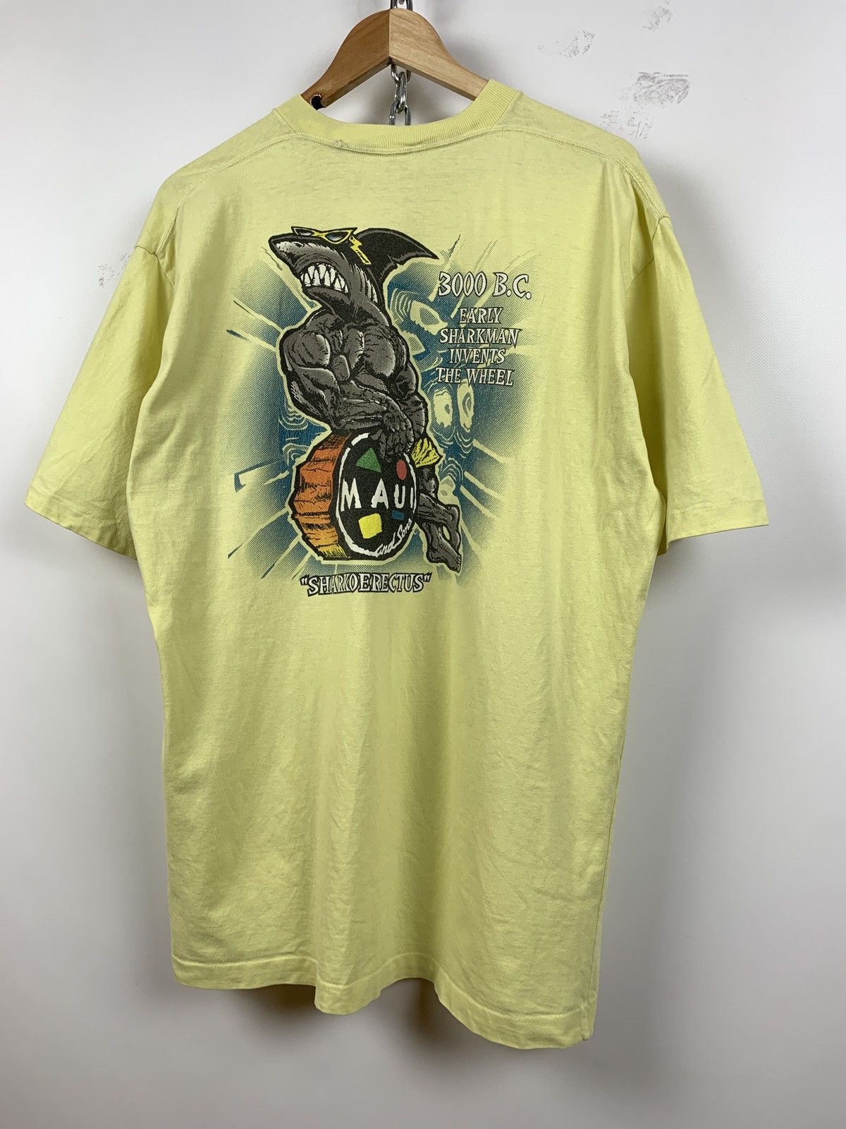 Maui and Sons Vintage Maui And Sons Sharkoerectus Crazy Surfing T-Shirt Size US XXL / EU 58 / 5 - 7 Thumbnail