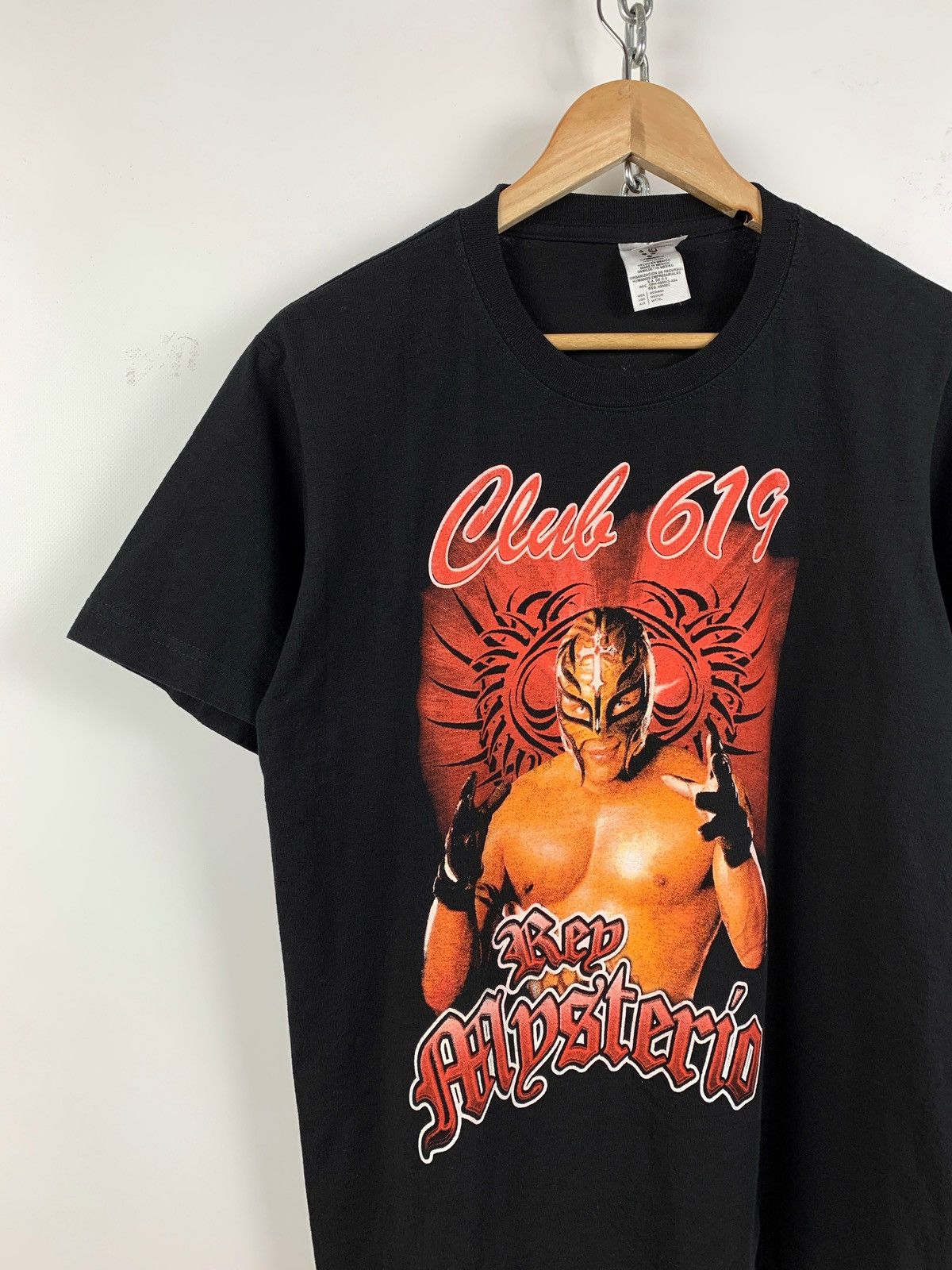 Vintage 00s Vintage Rey Mysterio Club 619 WWE T-Shirt Size US M / EU 48-50 / 2 - 3 Thumbnail