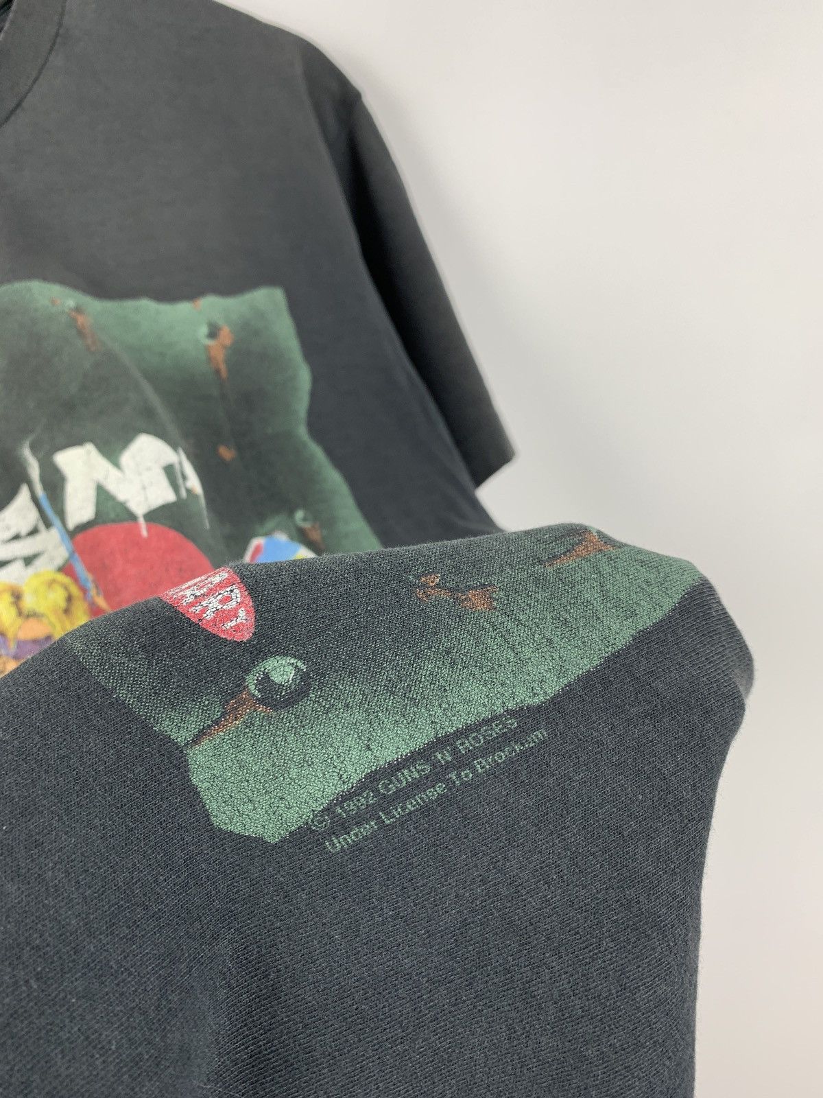 Band Tees 1992 Vintage Guns N Roses Naked Lady Revolver Rare T-Shirt Size US L / EU 52-54 / 3 - 7 Thumbnail