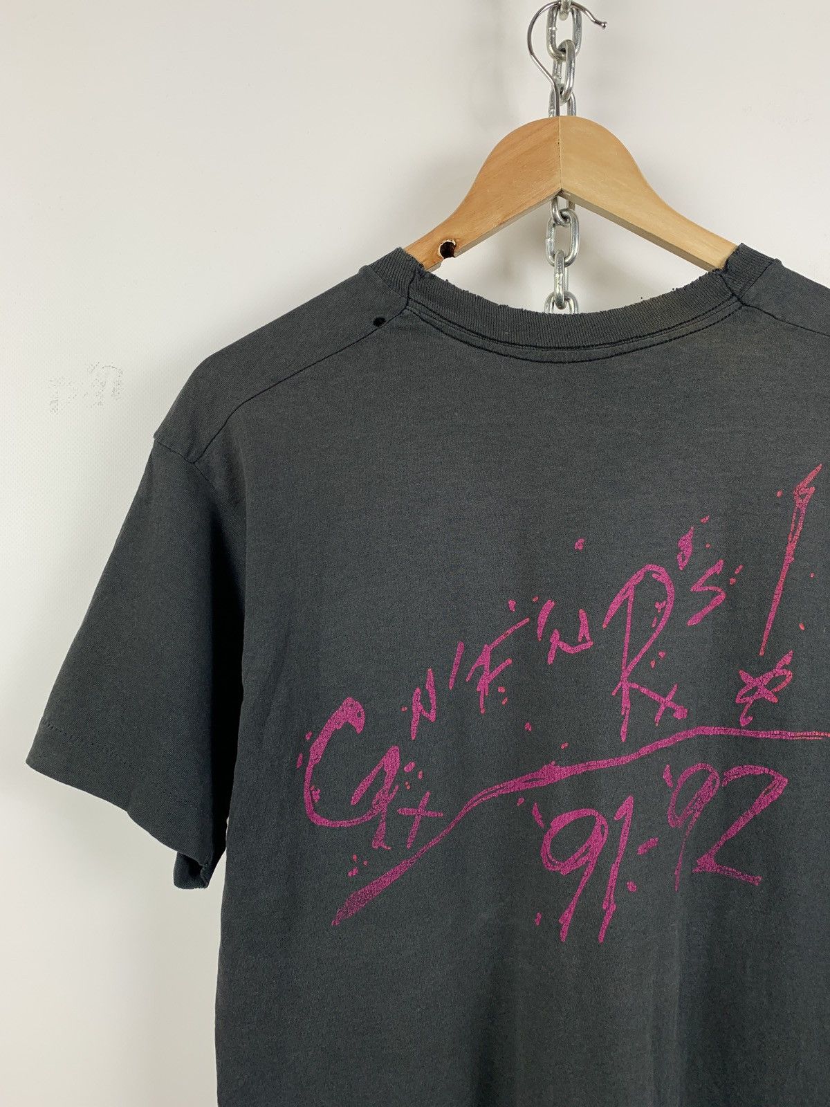 Band Tees 1992 Vintage Guns N Roses Naked Lady Revolver Rare T-Shirt Size US L / EU 52-54 / 3 - 13 Thumbnail