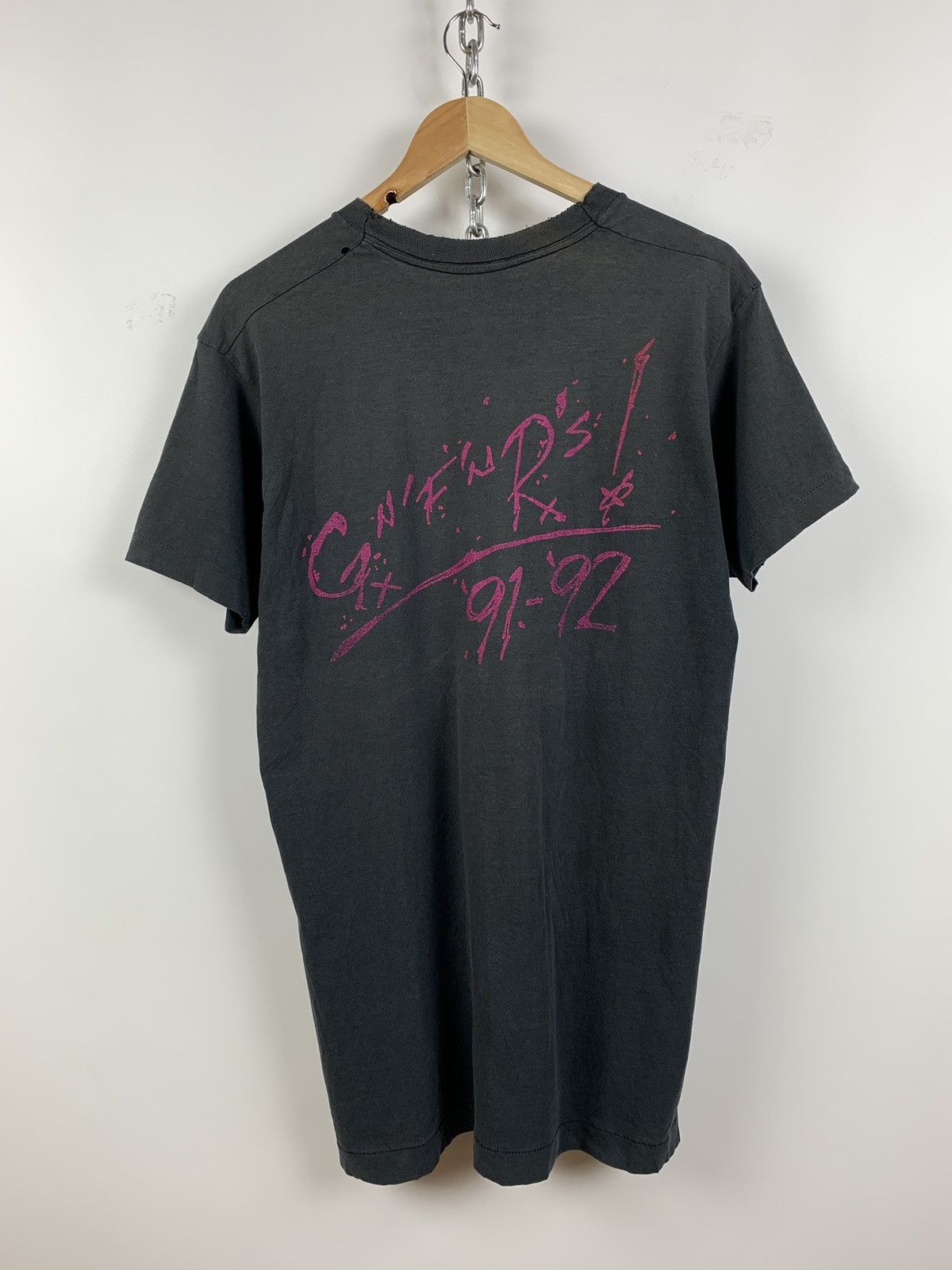 Band Tees 1992 Vintage Guns N Roses Naked Lady Revolver Rare T-Shirt Size US L / EU 52-54 / 3 - 2 Thumbnail