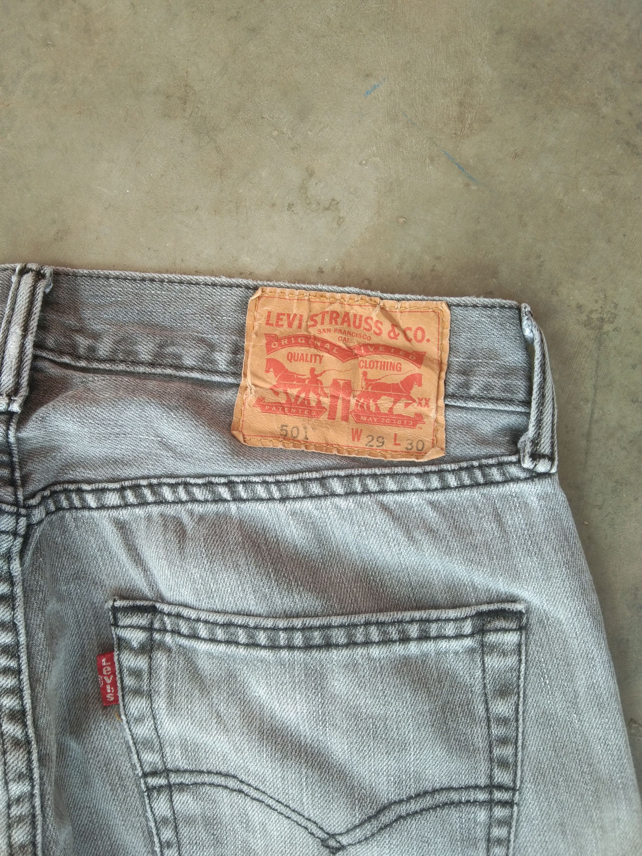 Levi's Vintage Levis 501 Grey Released Hem Distressed Jeans Size US 29 - 5 Thumbnail