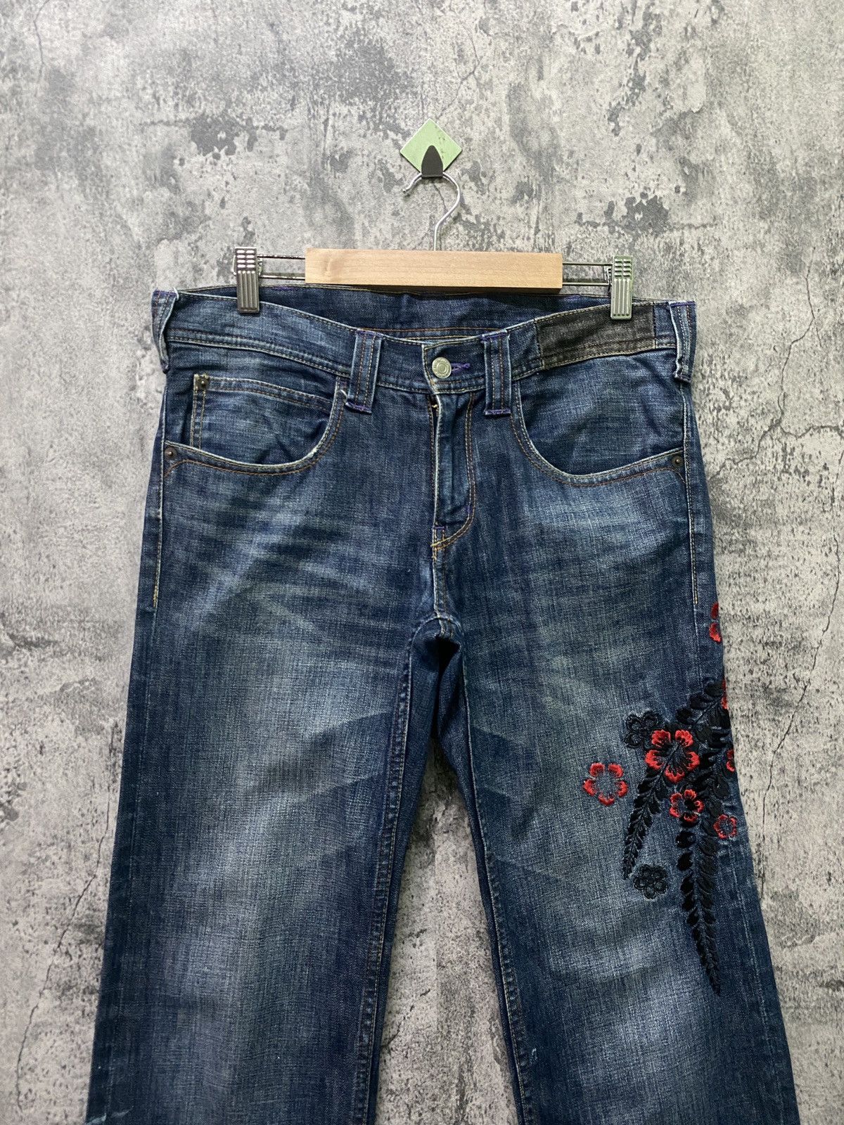 Designer × Japanese Brand Japanese TAKEO KIKUCHI Floral motif Embroidered Denim Size US 31 - 3 Thumbnail