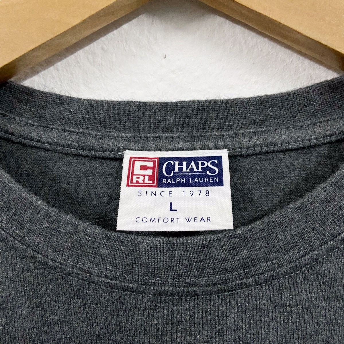 Chaps Ralph Lauren Chaps Ralph Lauren Big Spellout Tshirt Size US M / EU 48-50 / 2 - 2 Thumbnail