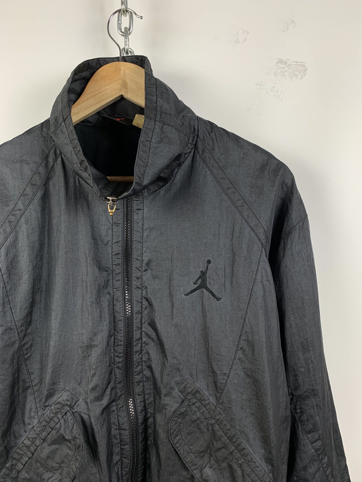 Jordan Brand 80s Vintage Nike Jordan Nylon Metallic Grey Track Top Jacket Size US S / EU 44-46 / 1 - 9 Thumbnail