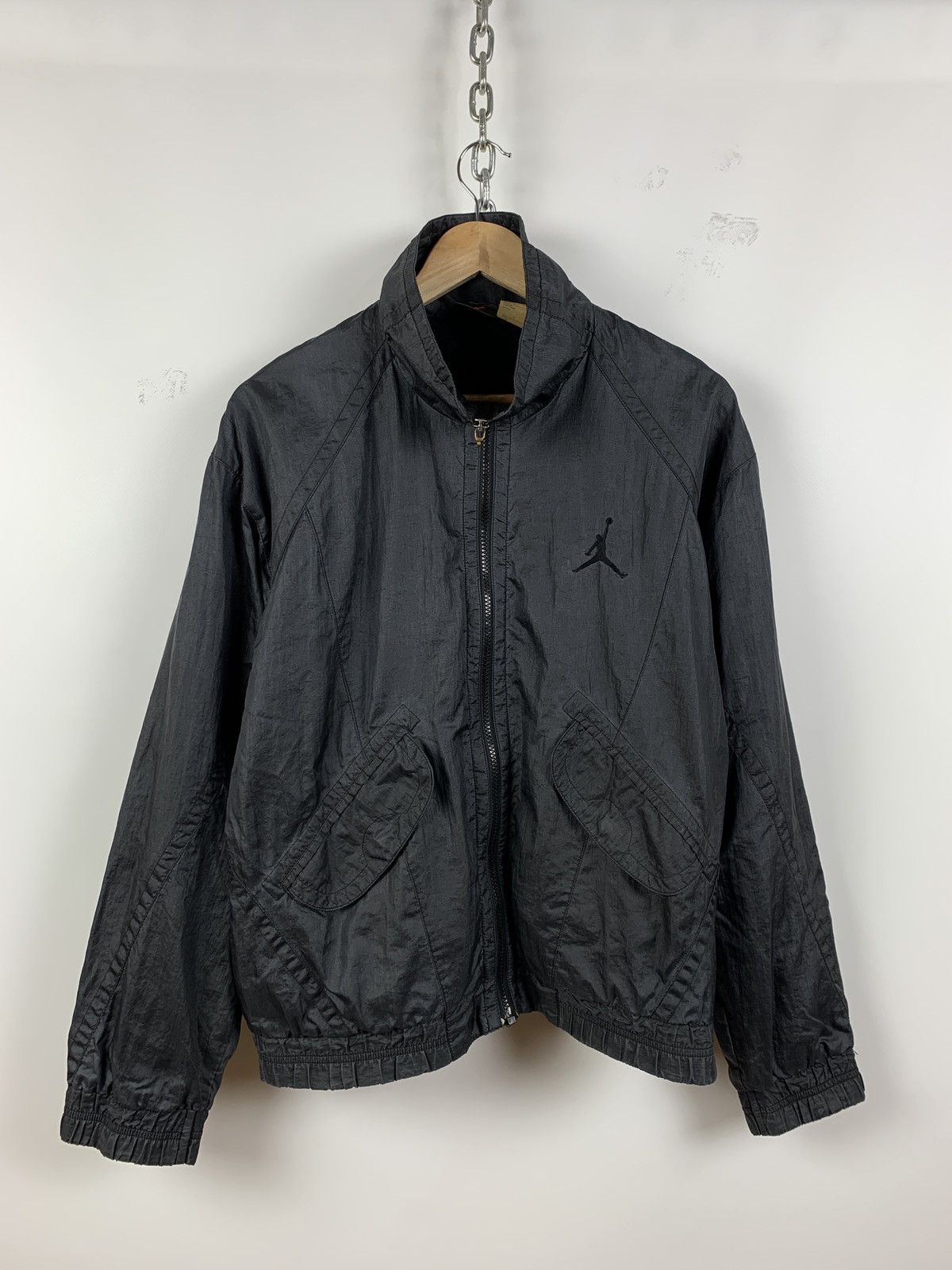 Jordan Brand 80s Vintage Nike Jordan Nylon Metallic Grey Track Top Jacket Size US S / EU 44-46 / 1 - 2 Thumbnail