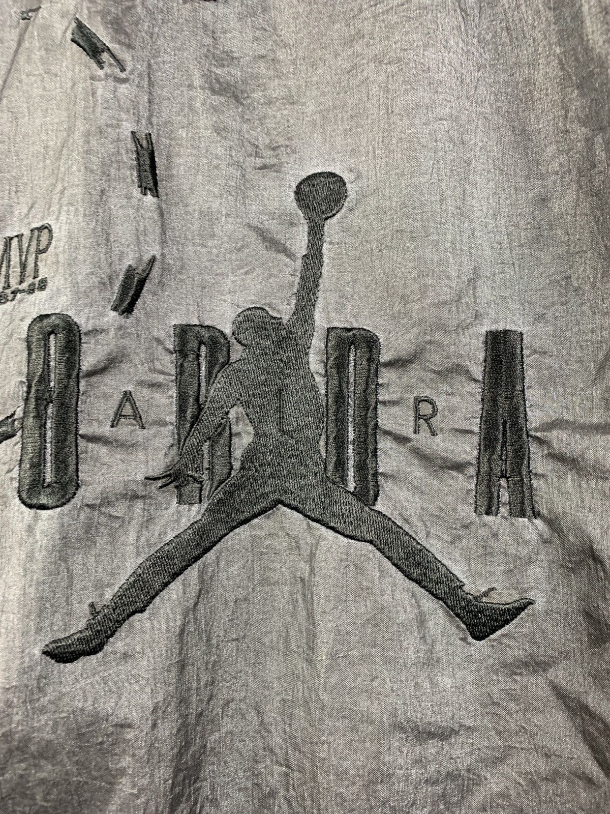 Jordan Brand 80s Vintage Nike Jordan Nylon Metallic Grey Track Top Jacket Size US S / EU 44-46 / 1 - 16 Thumbnail