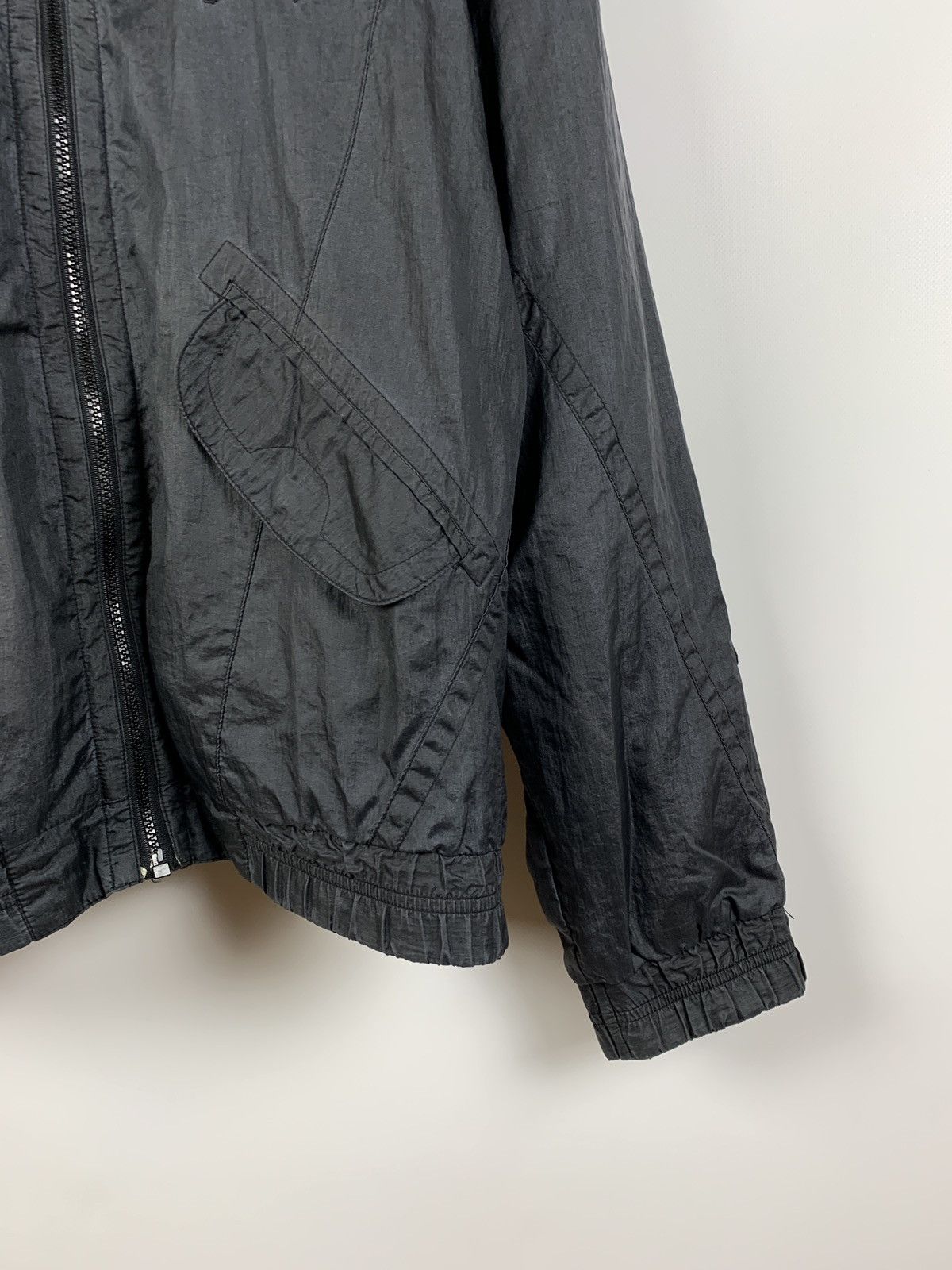 Jordan Brand 80s Vintage Nike Jordan Nylon Metallic Grey Track Top Jacket Size US S / EU 44-46 / 1 - 14 Thumbnail