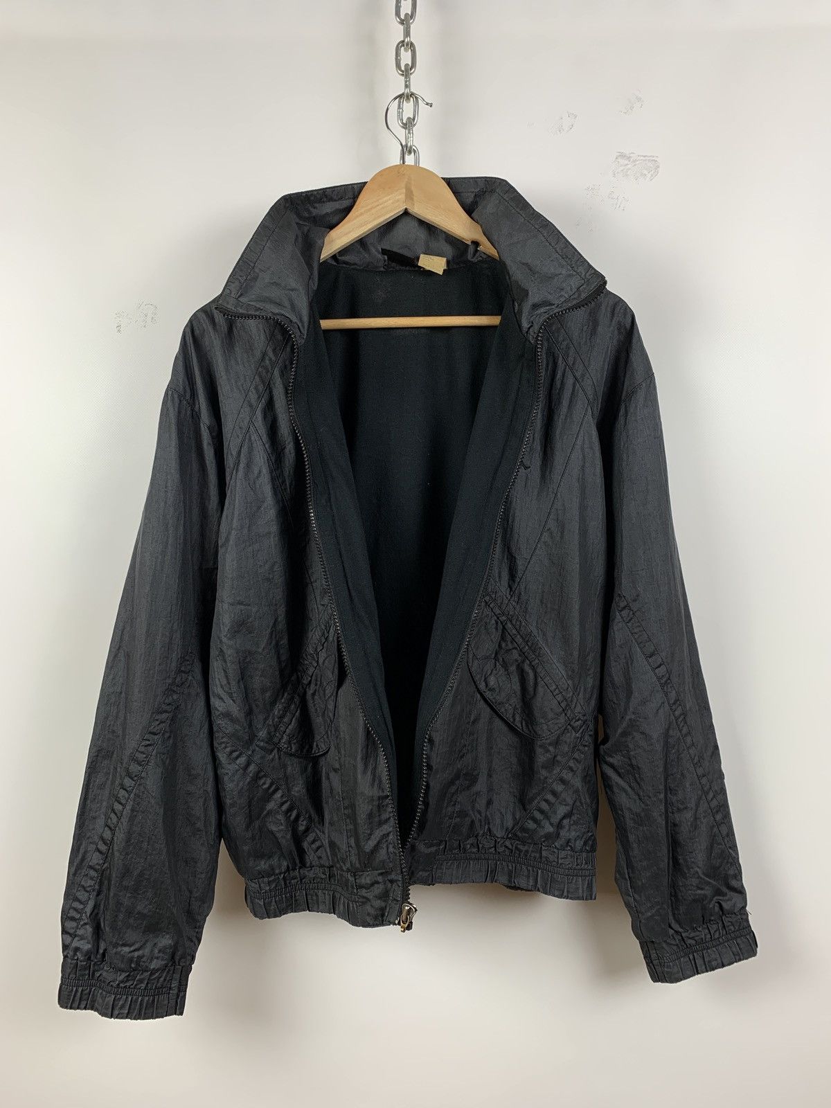 Jordan Brand 80s Vintage Nike Jordan Nylon Metallic Grey Track Top Jacket Size US S / EU 44-46 / 1 - 11 Thumbnail