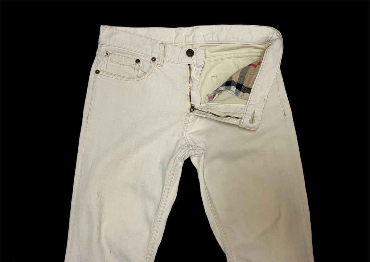 Burberry × Burberry Prorsum × Vintage Vintage Burberry London White Denim Novacheck Made In Japan Size US 32 / EU 48 - 3 Thumbnail