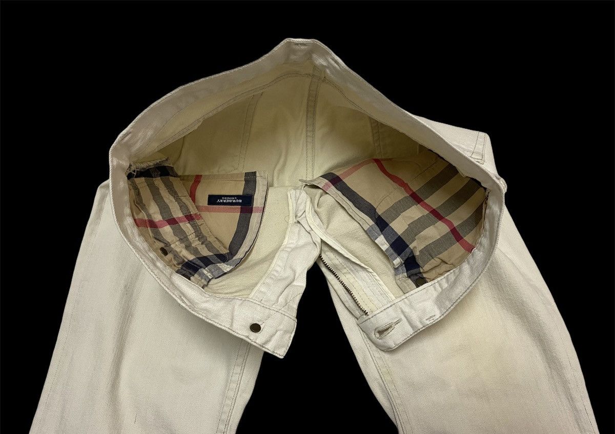 Burberry × Burberry Prorsum × Vintage Vintage Burberry London White Denim Novacheck Made In Japan Size US 32 / EU 48 - 5 Thumbnail