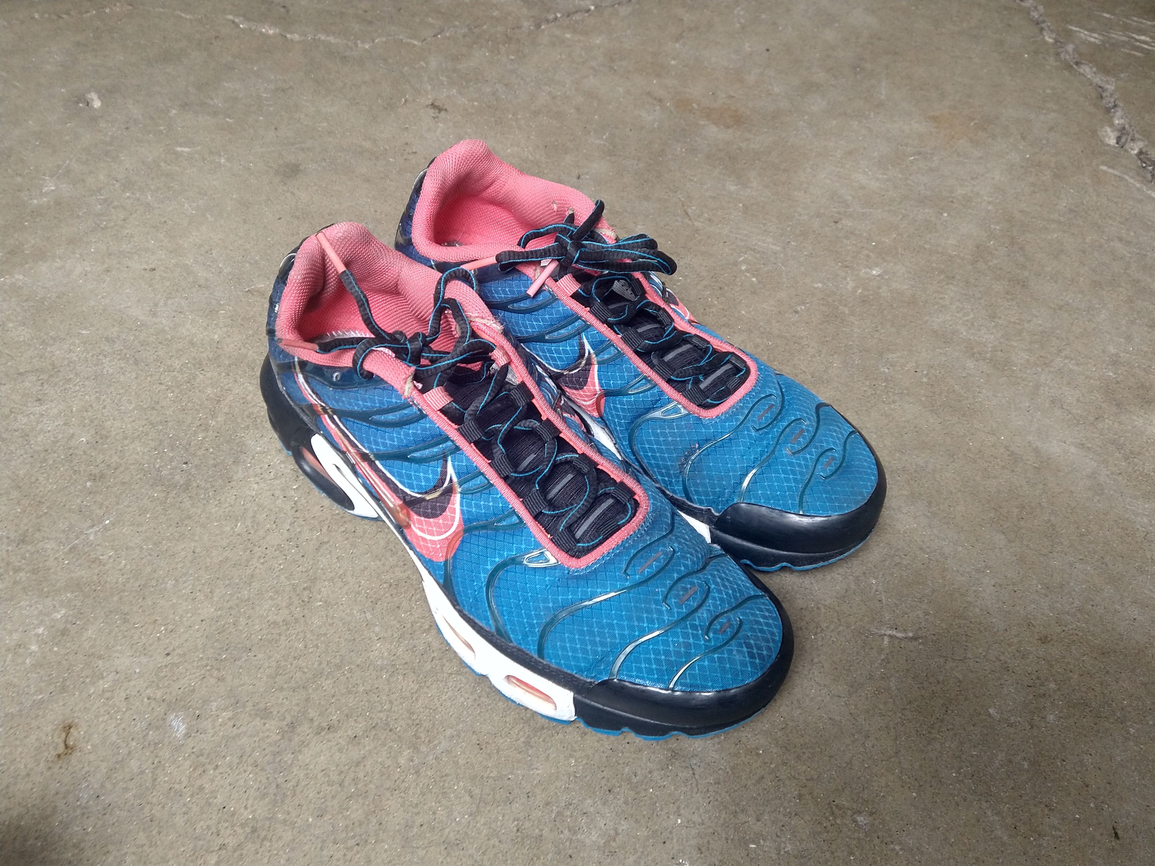 Nike Nike Air Max Plus Time Capsule 10.5 Blue Black CT1618-400 Size US 10.5 / EU 43-44 - 1 Thumbnail