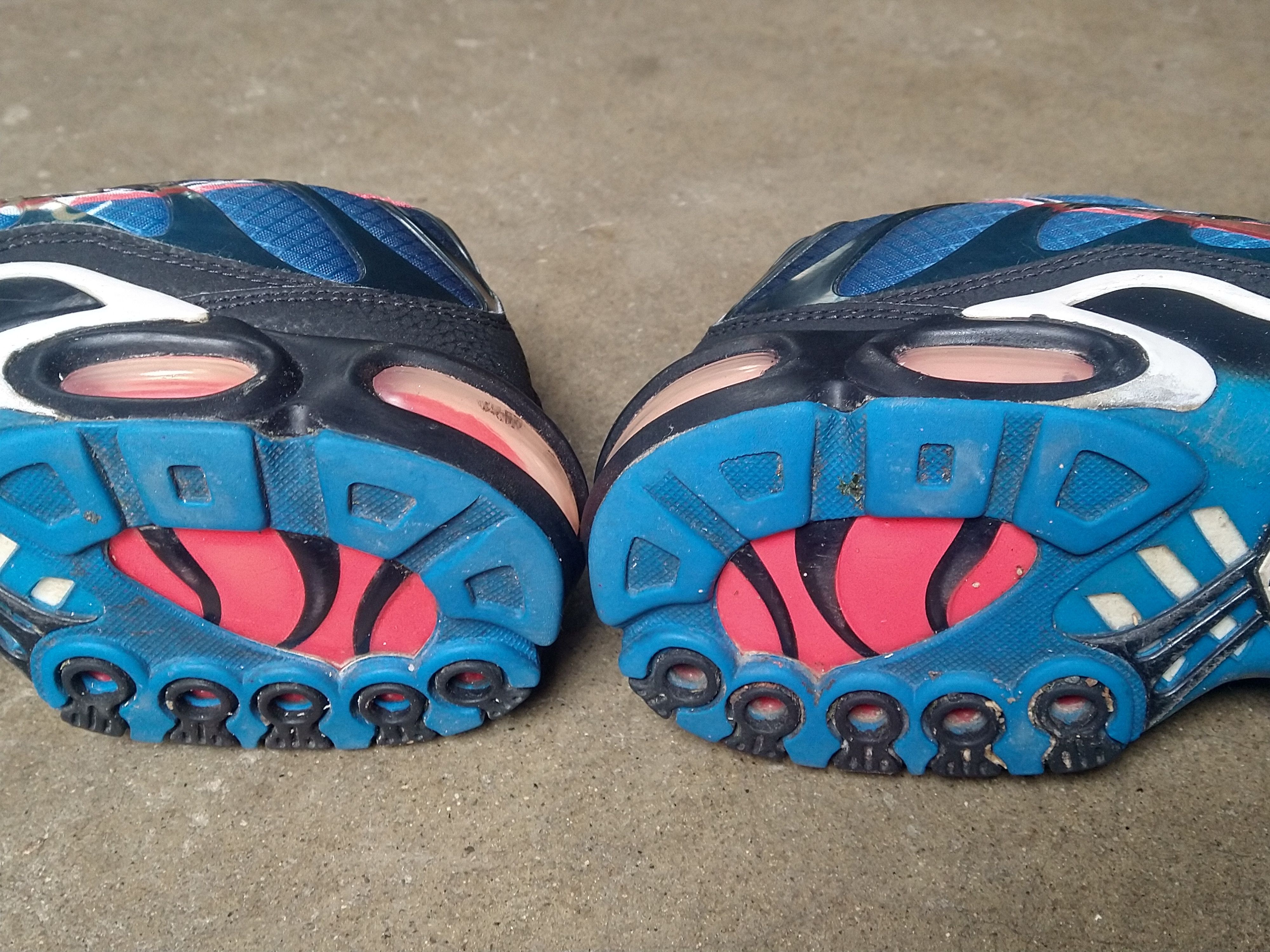 Nike Nike Air Max Plus Time Capsule 10.5 Blue Black CT1618-400 Size US 10.5 / EU 43-44 - 18 Thumbnail